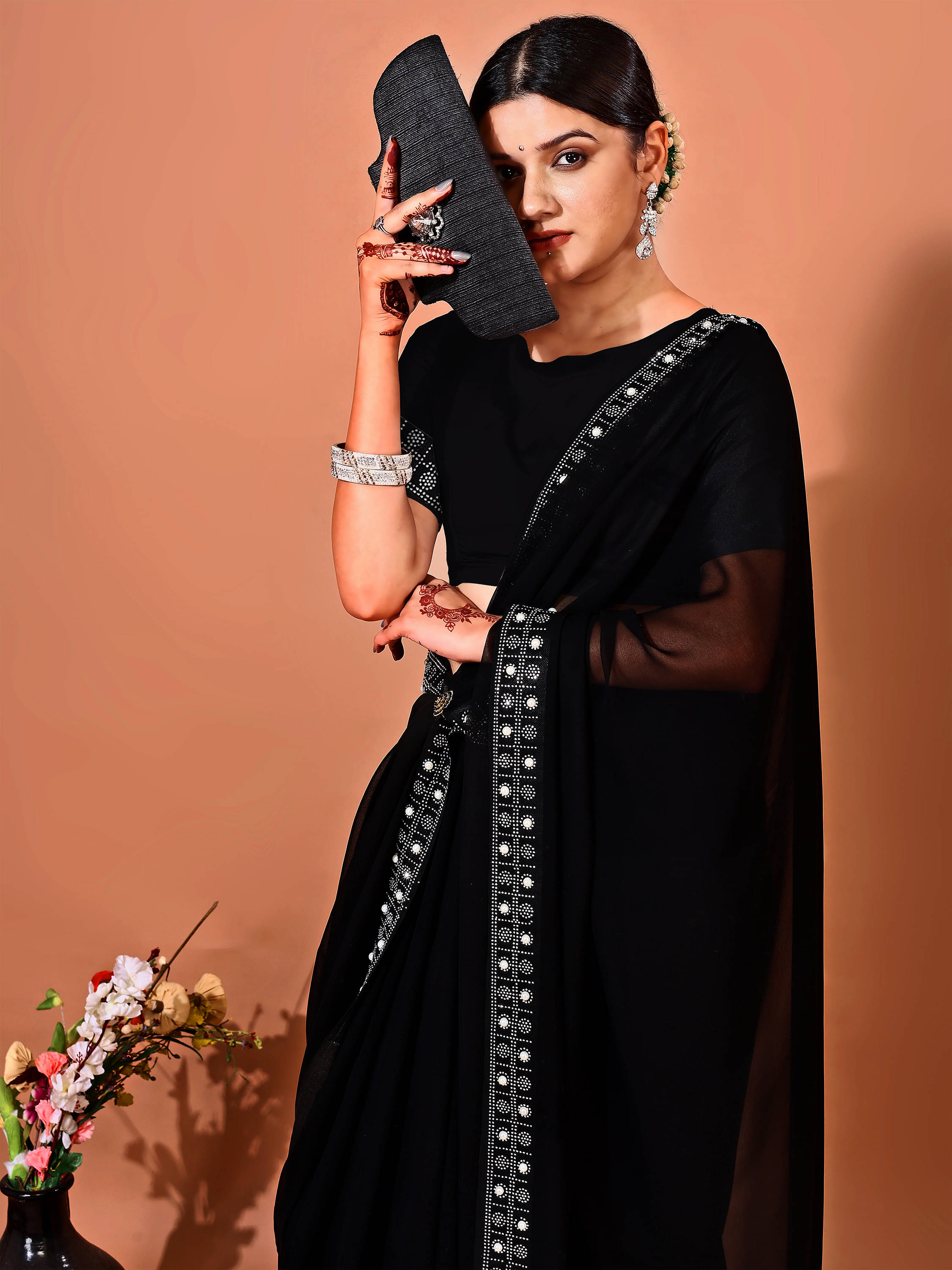 LEELAVATI Georgette Embellished Regular Saree With Unstitched Blouse Piece ( Black ) LEELAVATI Georgette Embellished Regular Saree With Unstitched Blouse Piece ( Black )