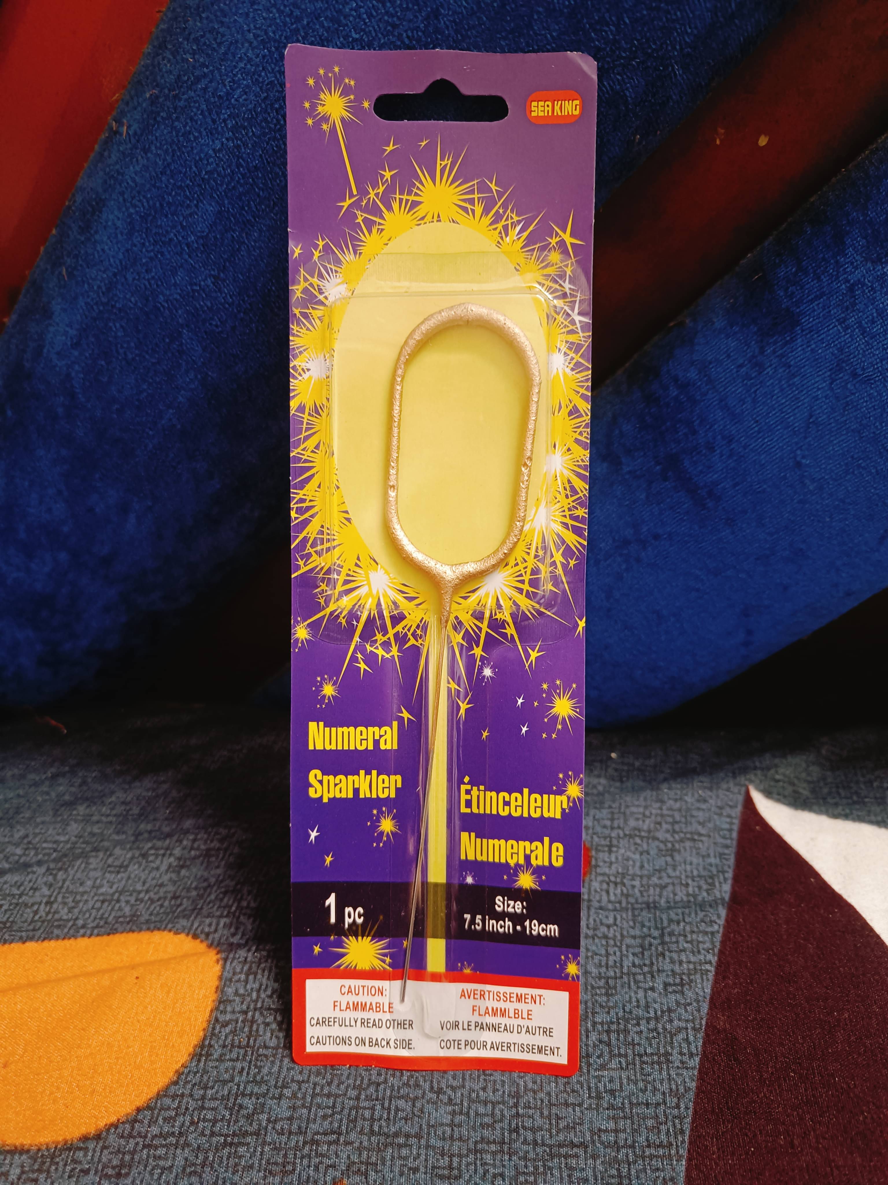     			Numerical  Sparkal Candle “0” –  Gold Cake Topper, 7.5 Inch Firework Candle for Birthday Cake Topper