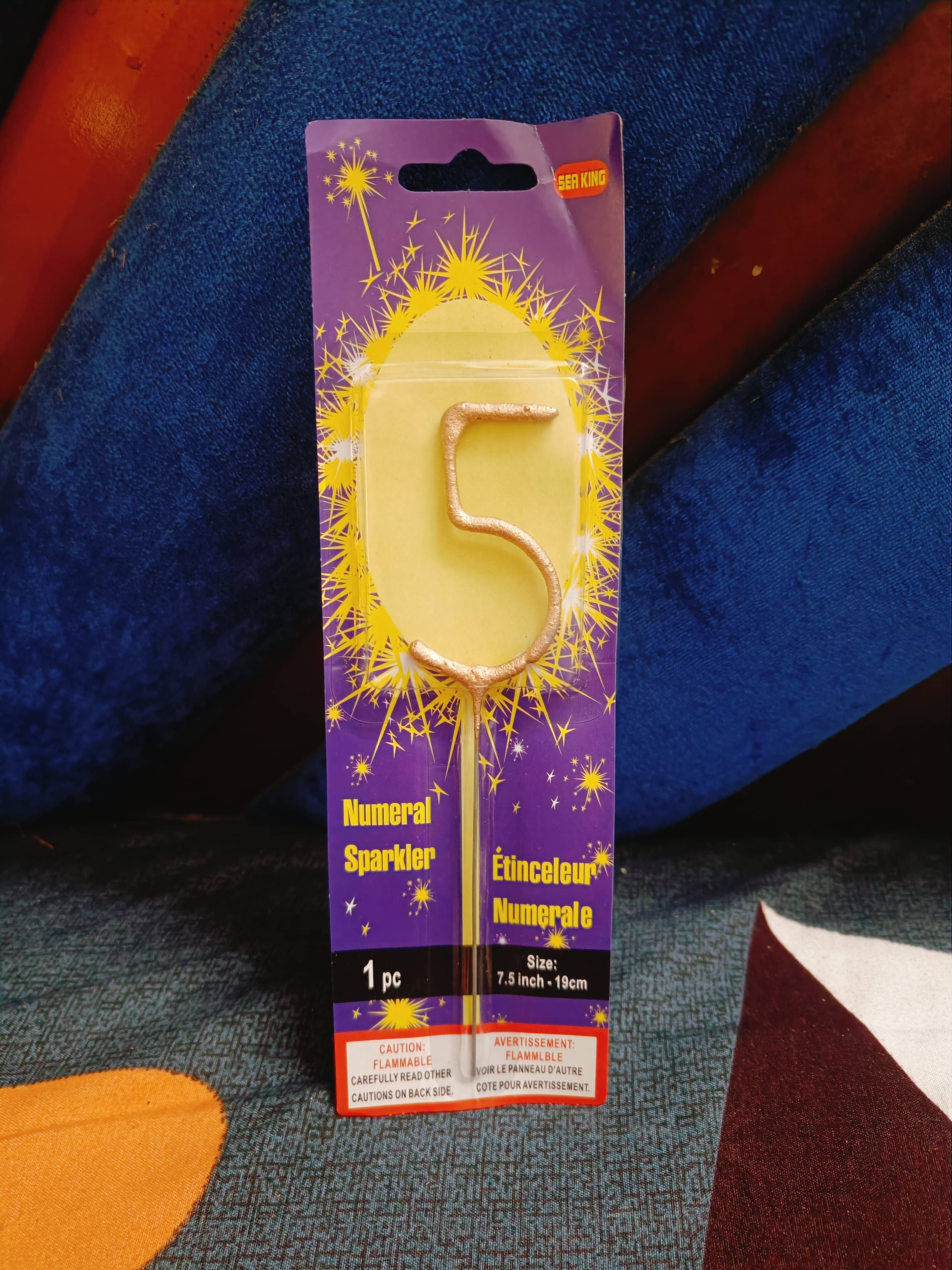     			Numerical  Sparkal Candle “5” –  Gold Cake Topper, 7.5 Inch Firework Candle for Birthday Cake Topper