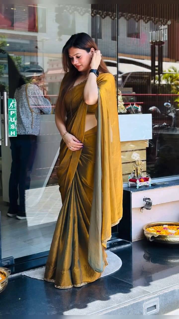 Panchtatva Chiffon Self Design Regular Saree With Unstitched Blouse Piece ( Gold ) Panchtatva Chiffon Self Design Regular Saree With Unstitched Blouse Piece ( Gold )
