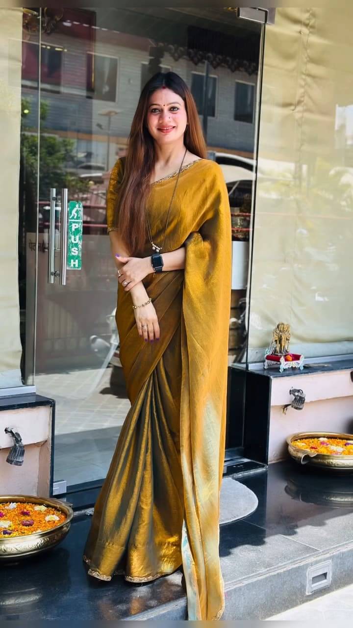 Panchtatva Chiffon Self Design Regular Saree With Unstitched Blouse Piece ( Gold ) Panchtatva Chiffon Self Design Regular Saree With Unstitched Blouse Piece ( Gold )