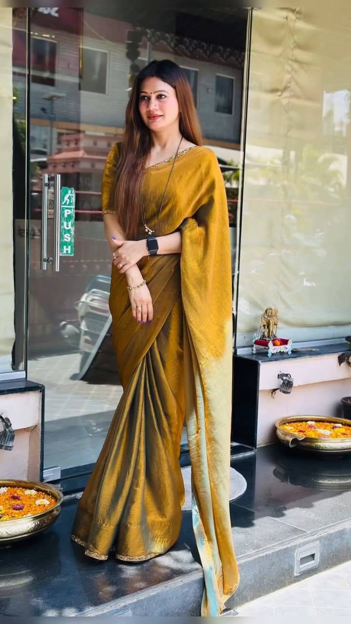 Panchtatva Chiffon Self Design Regular Saree With Unstitched Blouse Piece ( Gold ) Panchtatva Chiffon Self Design Regular Saree With Unstitched Blouse Piece ( Gold )