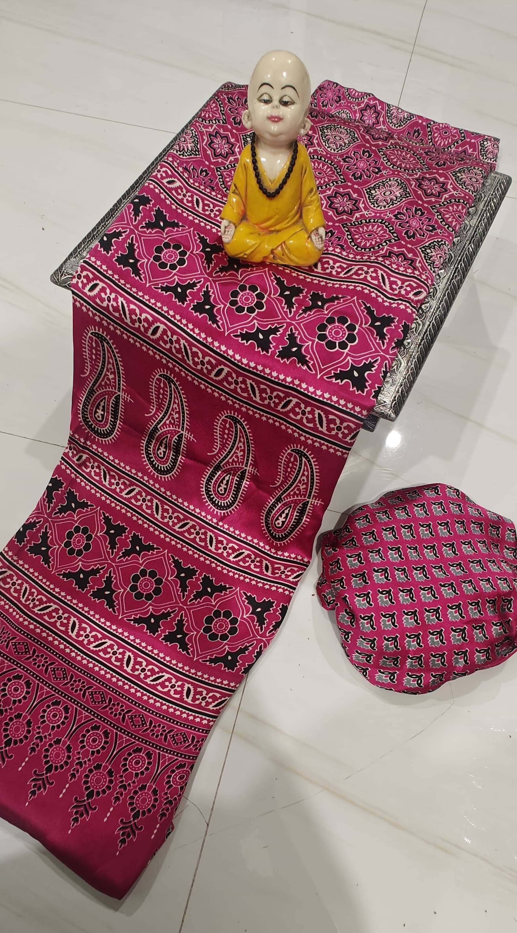 Panchtatva Silk Blend Printed Regular Saree With Unstitched Blouse Piece ( Multicolor ) Panchtatva Silk Blend Printed Regular Saree With Unstitched Blouse Piece ( Multicolor )