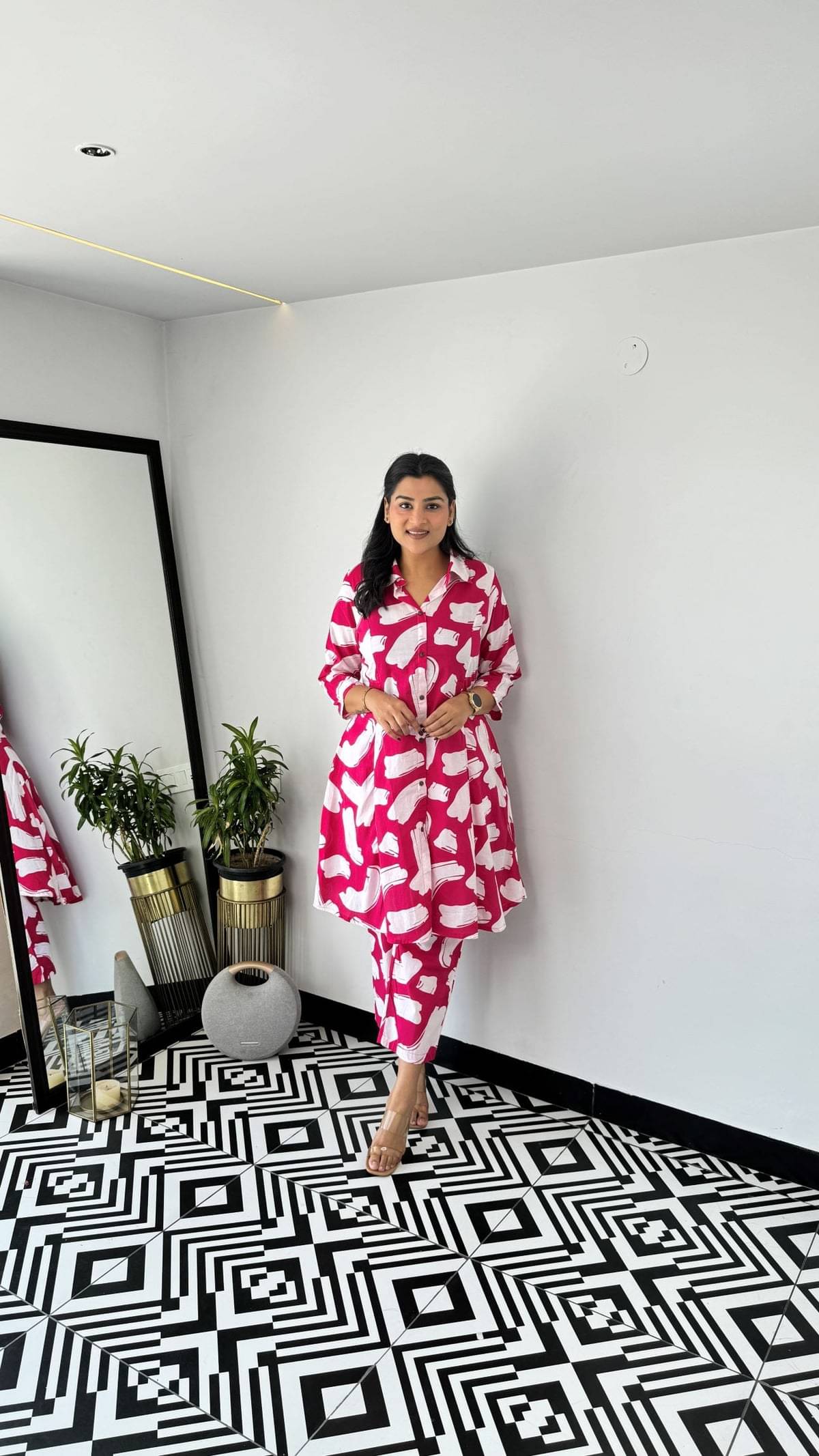 VISHWAS ENTERPRISE Women Rayon Printed A-line Kurti With Pants ( Pink ) VISHWAS ENTERPRISE Women Rayon Printed A-line Kurti With Pants ( Pink )