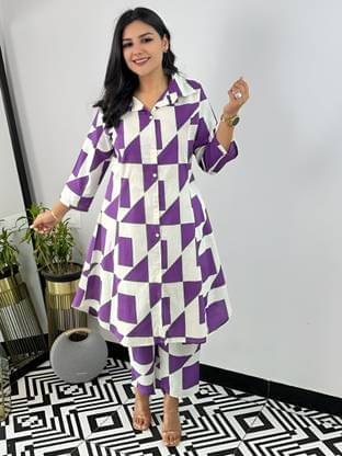 VISHWAS ENTERPRISE Women Rayon Printed A-line Kurti With Pants ( Purple ) VISHWAS ENTERPRISE Women Rayon Printed A-line Kurti With Pants ( Purple )