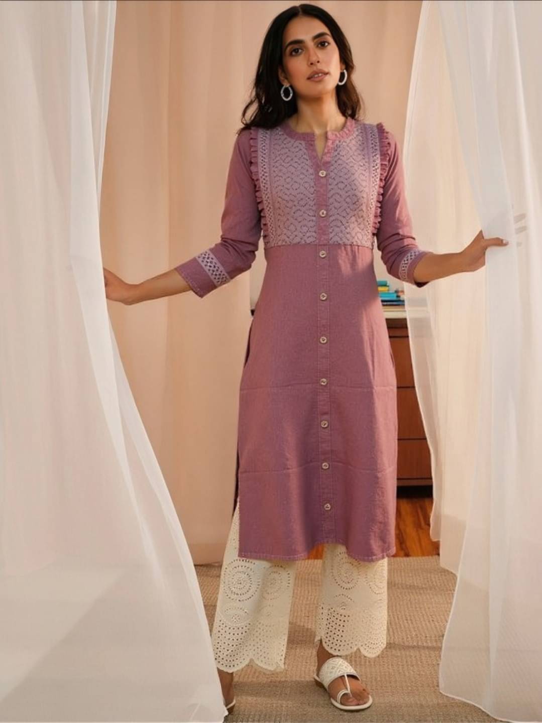 MAYKR Women Rayon Embroidered Straight Kurti ( Purple ) MAYKR Women Rayon Embroidered Straight Kurti ( Purple )
