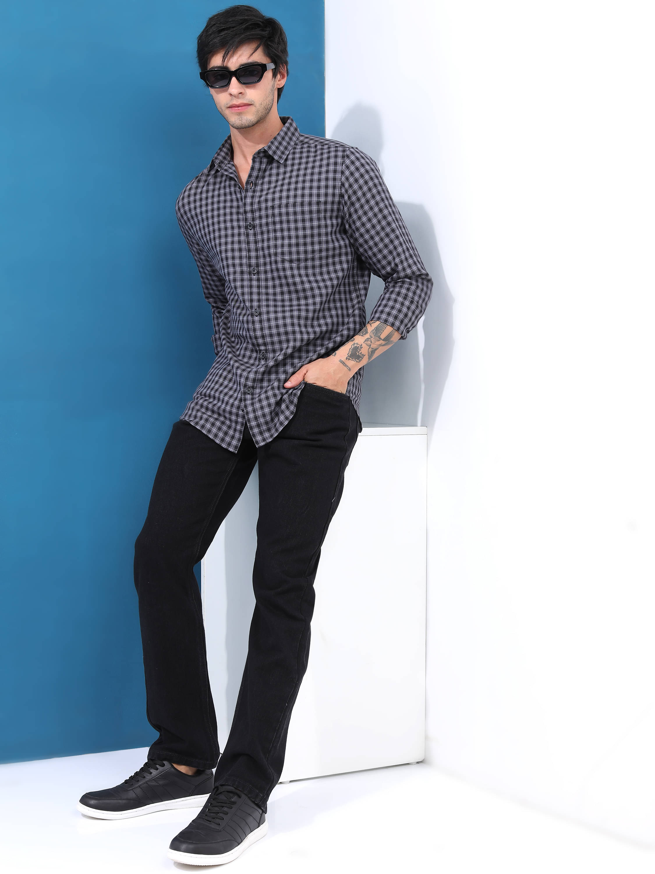     			Highlander Cotton Blend Slim Fit Checks Full Sleeves Men's Casual Shirt - Black ( Pack of 1 )