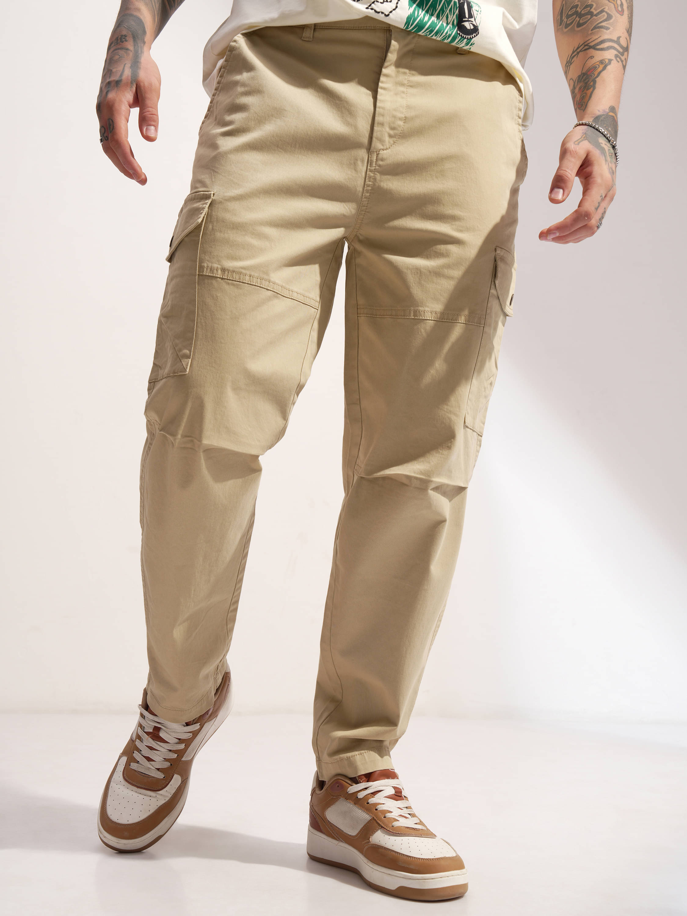 Highlander Regular Flat Men's Cargos - Beige ( Pack of 1 ) Highlander Regular Flat Men's Cargos - Beige ( Pack of 1 )