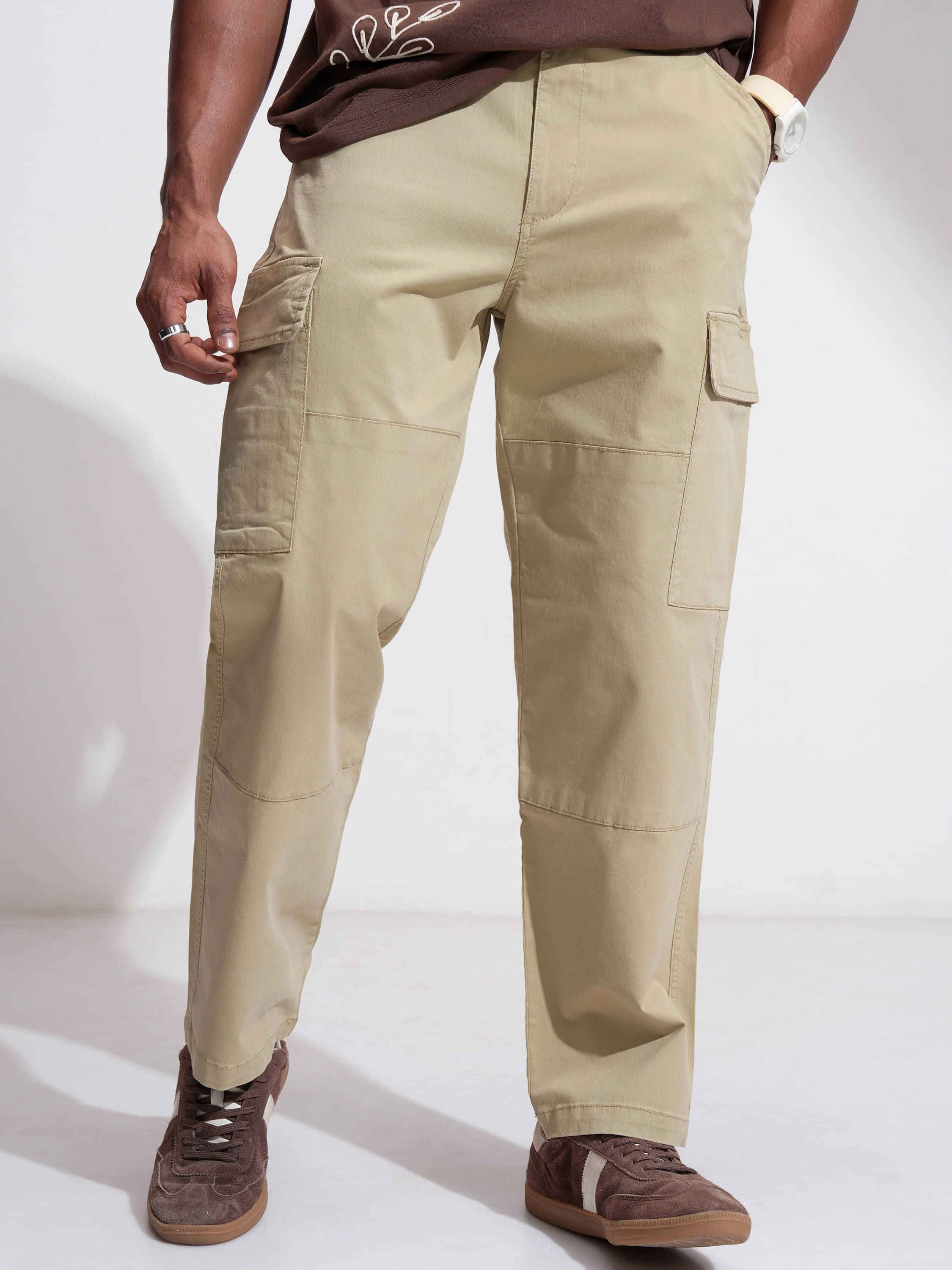     			Highlander Regular Flat Men's Cargos - Beige ( Pack of 1 )