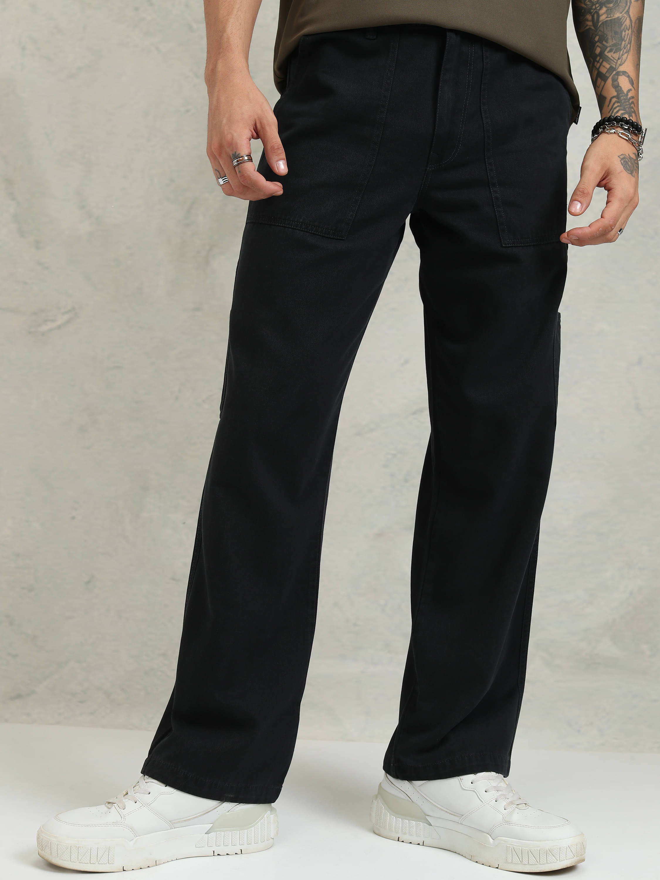     			Highlander Regular Flat Men's Cargos - Black ( Pack of 1 )