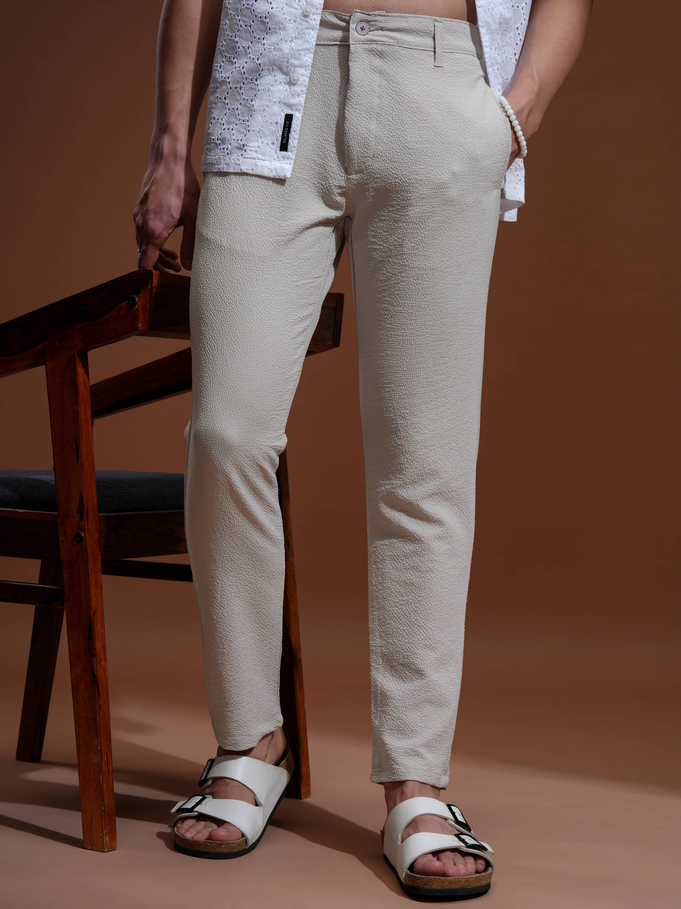     			Highlander Regular Flat Men's Chinos - Grey ( Pack of 1 )