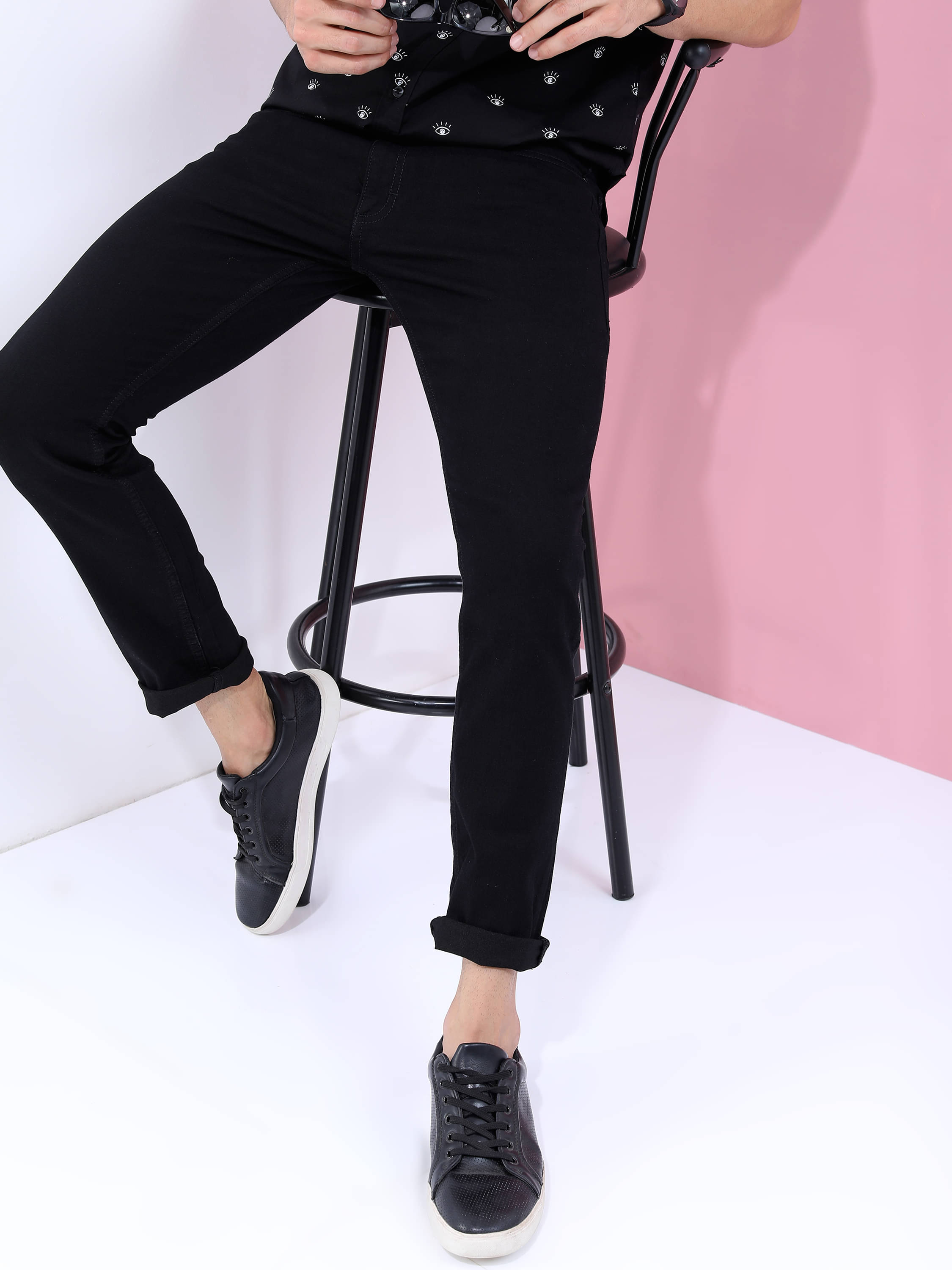 Highlander Slim Fit Basic Men's Jeans - Black ( Pack of 1 )     			Highlander Slim Fit Basic Men's Jeans - Black ( Pack of 1 )