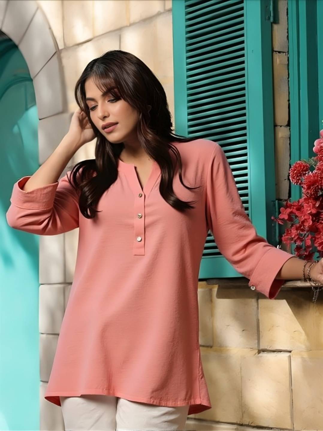 PLUS PARADISE Women Rayon Solid Straight Kurti ( Peach ) PLUS PARADISE Women Rayon Solid Straight Kurti ( Peach )