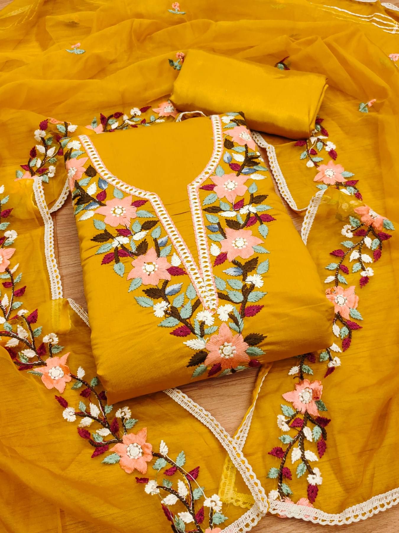 Panbai sarees Women Cotton Unstitched Dress Material ( Yellow ) Panbai sarees Women Cotton Unstitched Dress Material ( Yellow )