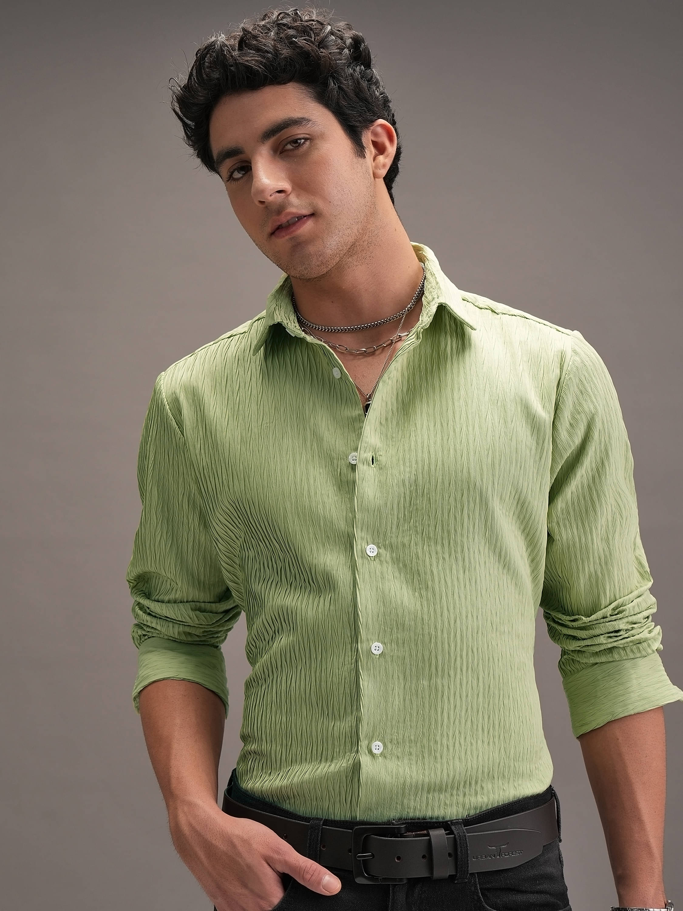     			Locomotive Polyester Slim Fit Self Design Full Sleeves Men's Casual Shirt - Green ( Pack of 1 )
