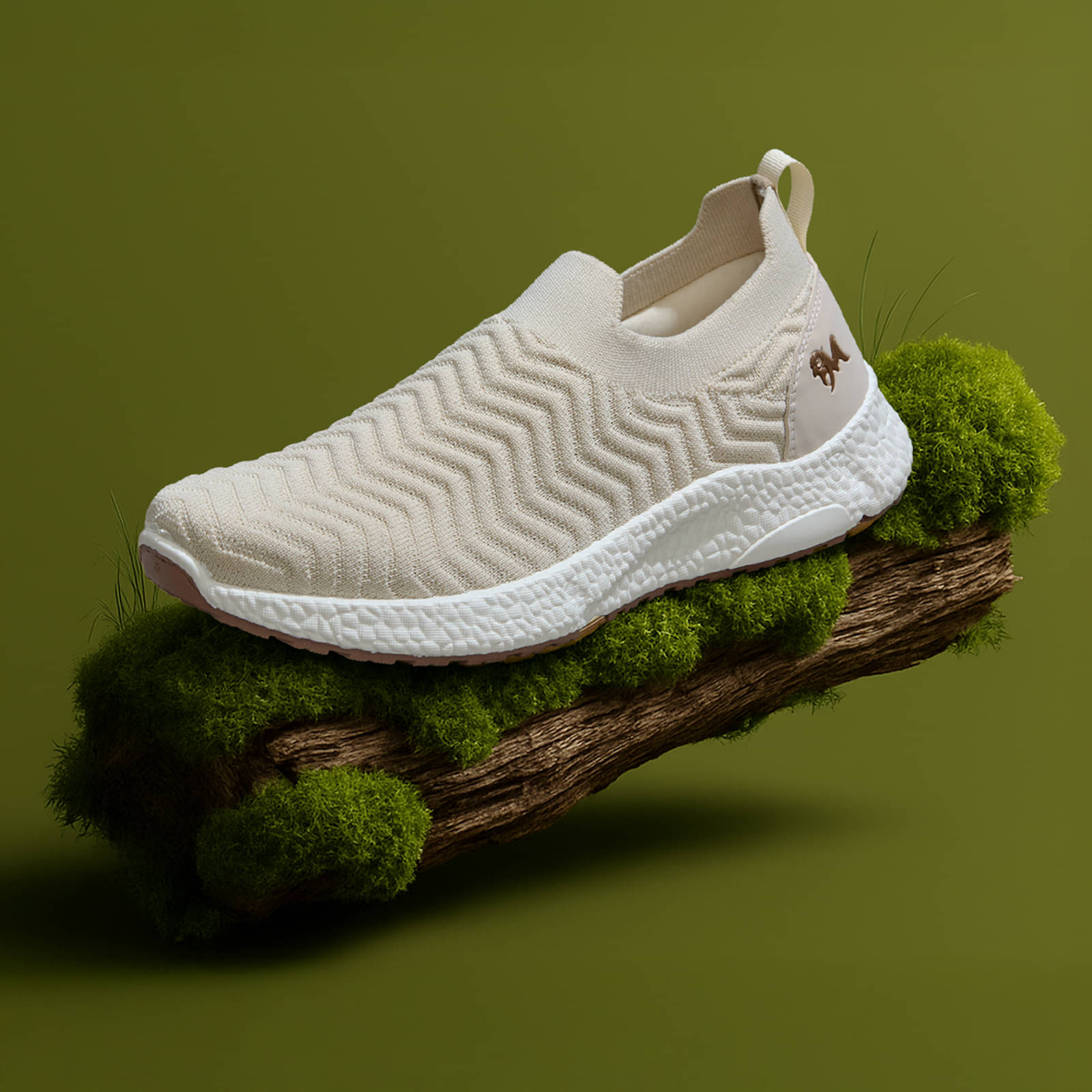     			Neemans Off White Women's Slip On