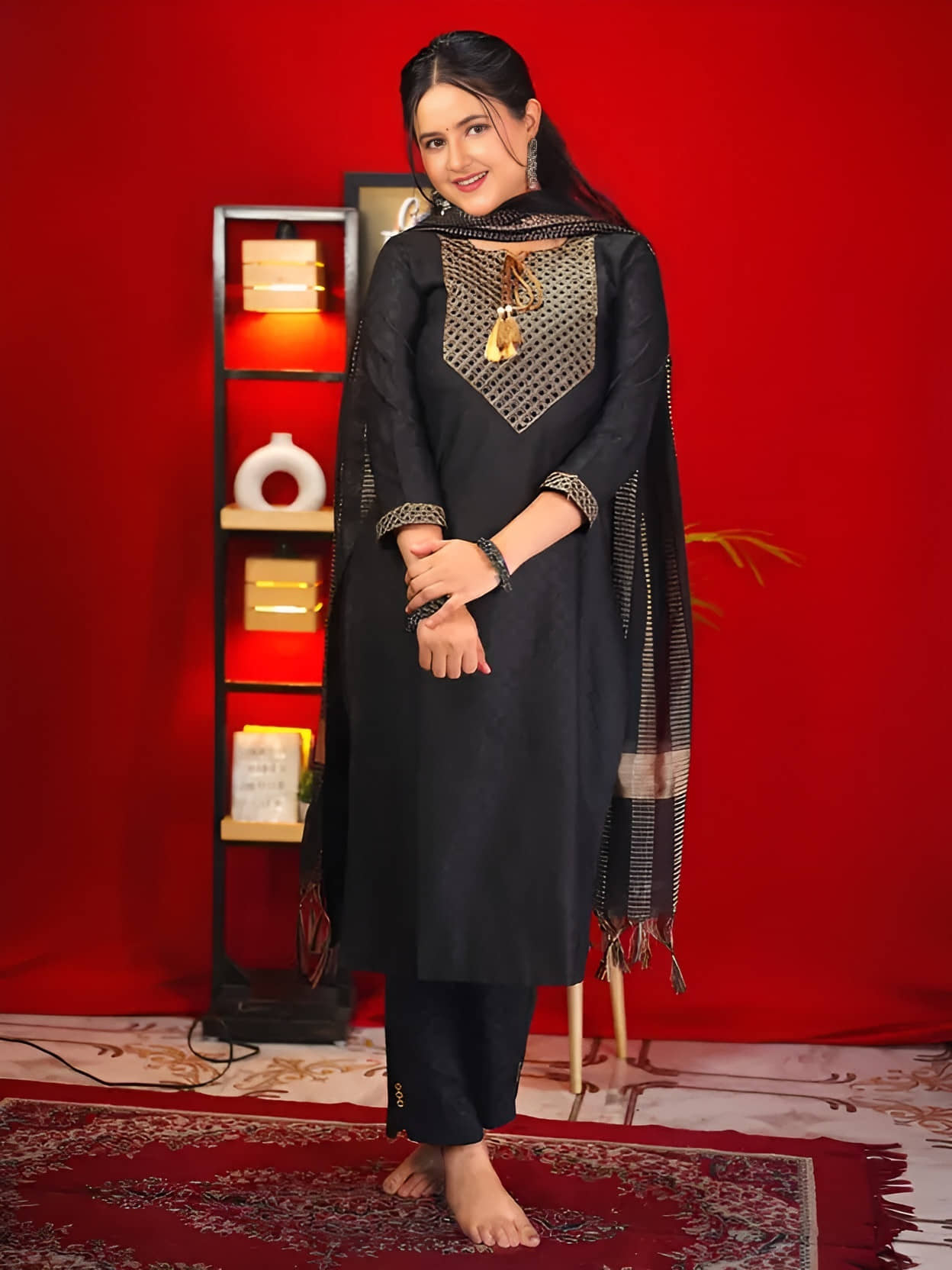 AK FASHION MALL Women Cotton Self Design Straight Kurti With Pants ( Black )