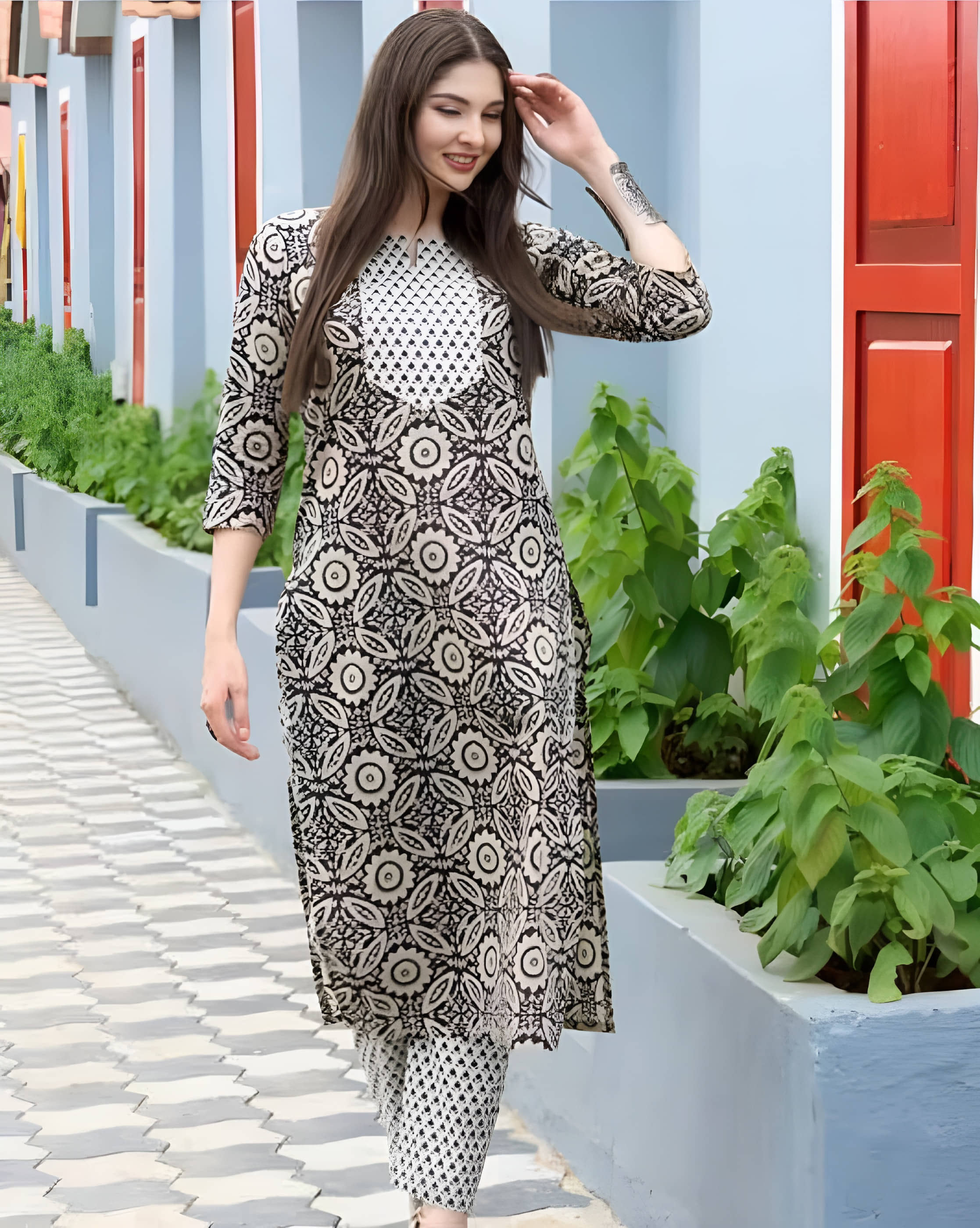 AK FASHION MALL Women Cotton Blend Printed A-line Kurti With Pants ( Black )