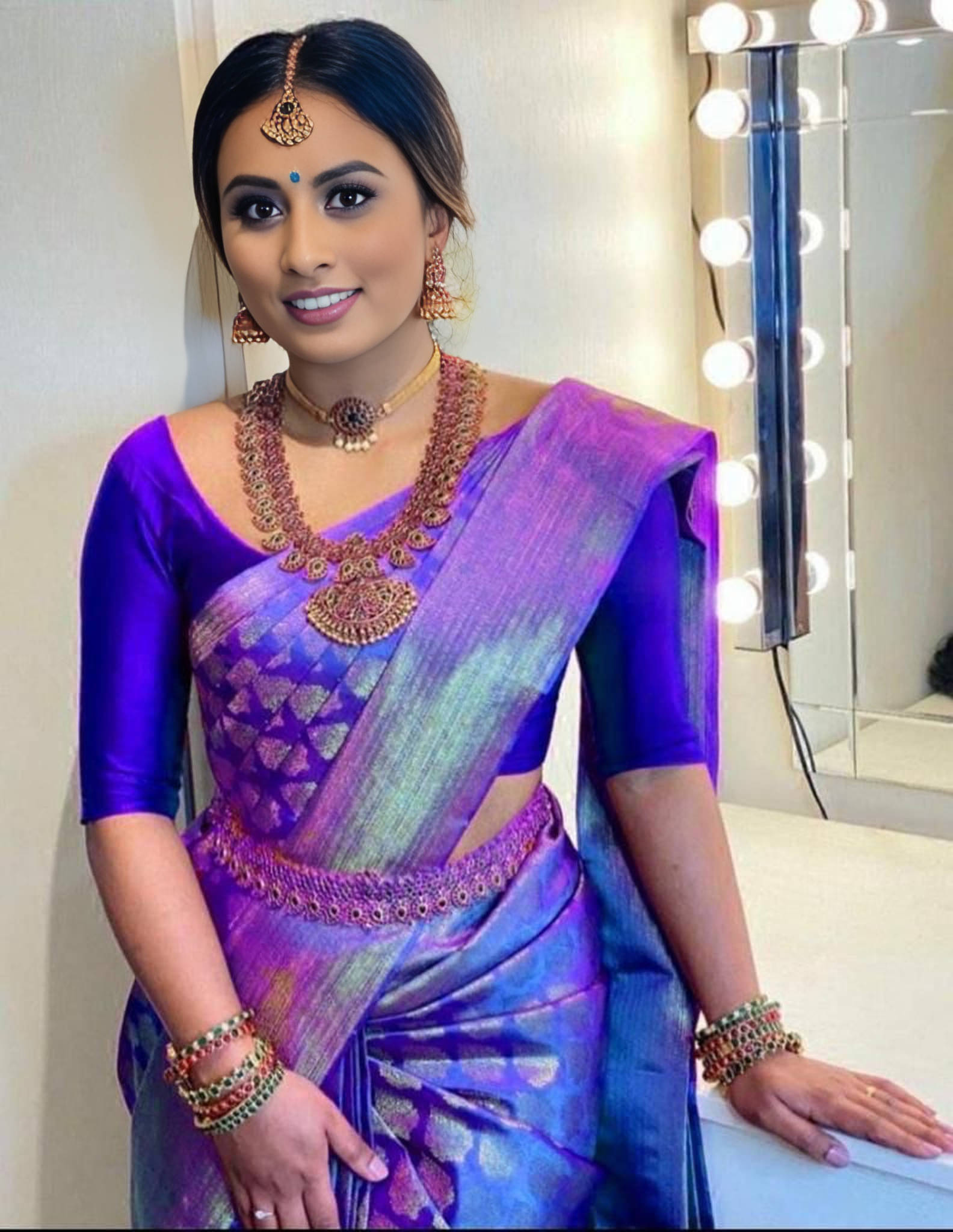     			Bansari Textile Art Silk Embellished Banarasi saree With Unstitched Blouse Piece ( Blue )
