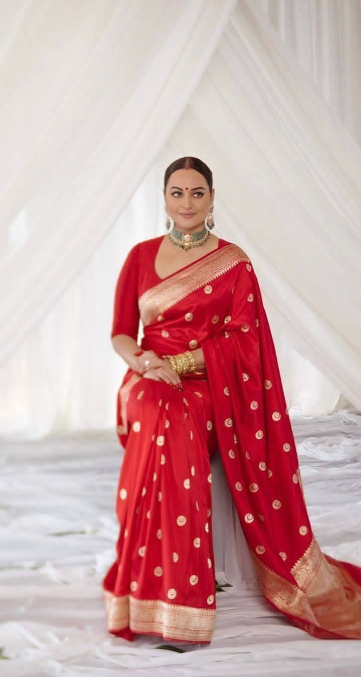     			Bansari Textile Art Silk Embroidered Regular Saree With Unstitched Blouse Piece ( Red )