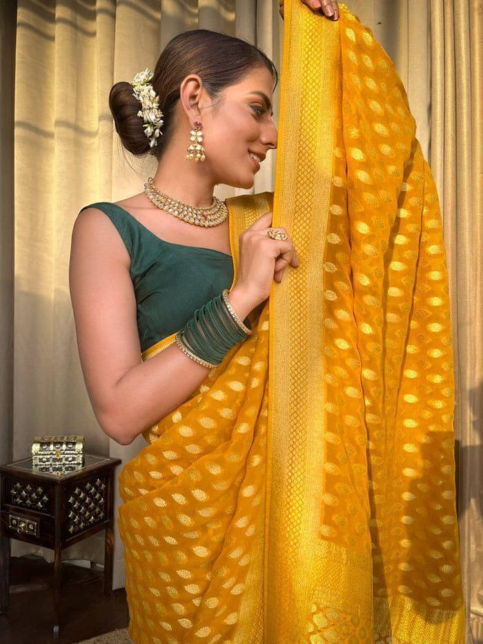     			Bansari Textile Art Silk Embroidered Regular Saree With Unstitched Blouse Piece ( Yellow )