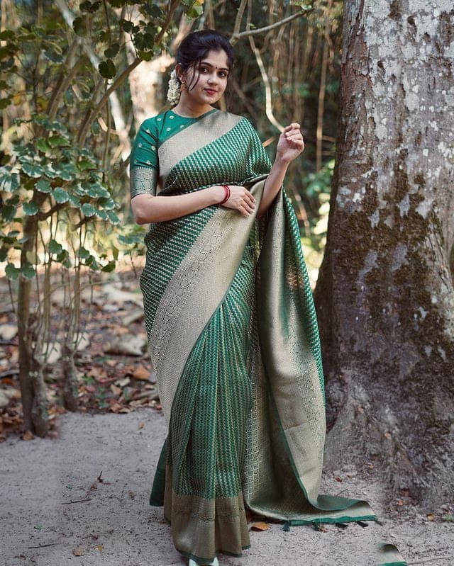 Bansari Textile Art Silk Printed Kanjeevaram Sarees With Unstitched Blouse Piece ( Green ) Bansari Textile Art Silk Printed Kanjeevaram Sarees With Unstitched Blouse Piece ( Green )