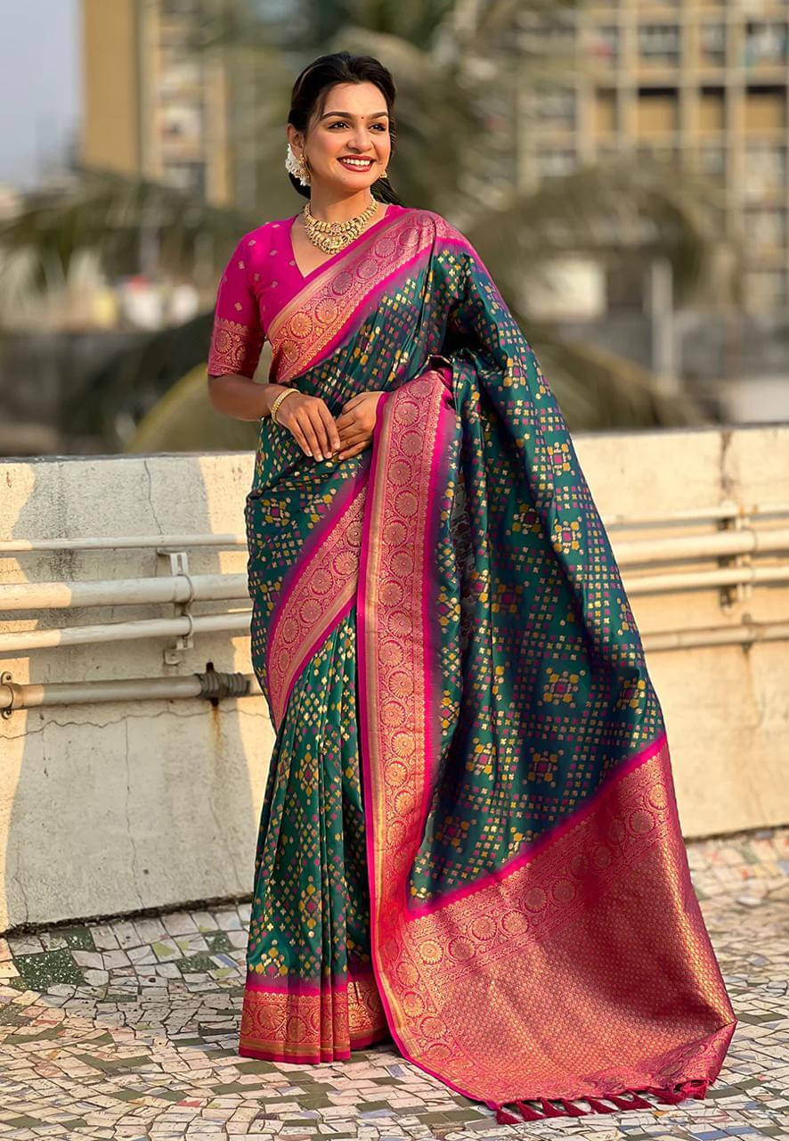 Bansari Textile Art Silk Self Design Banarasi saree With Unstitched Blouse Piece ( Green ) Bansari Textile Art Silk Self Design Banarasi saree With Unstitched Blouse Piece ( Green )