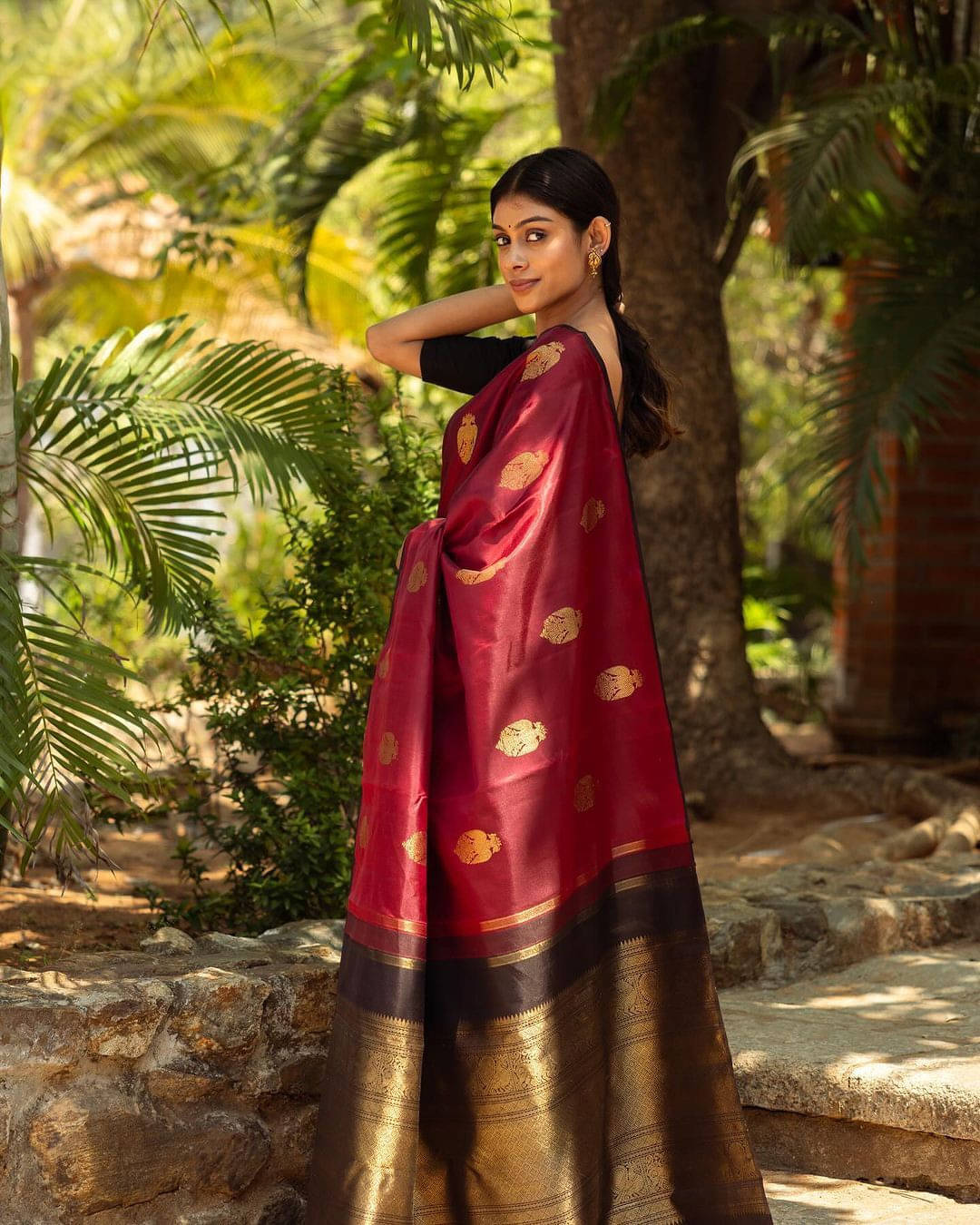 Bansari Textile Art Silk Woven Banarasi saree With Unstitched Blouse Piece ( Maroon ) Bansari Textile Art Silk Woven Banarasi saree With Unstitched Blouse Piece ( Maroon )