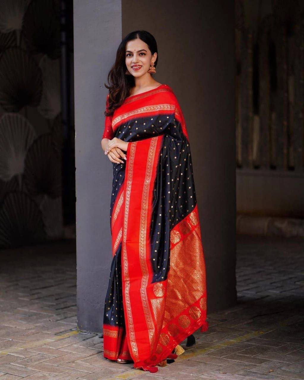 Bansari Textile Art Silk Woven Banarasi saree With Unstitched Blouse Piece ( Black ) Bansari Textile Art Silk Woven Banarasi saree With Unstitched Blouse Piece ( Black )