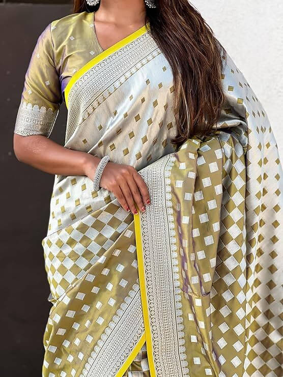 Bansari Textile Art Silk Woven Banarasi saree With Unstitched Blouse Piece ( Light Green ) Bansari Textile Art Silk Woven Banarasi saree With Unstitched Blouse Piece ( Light Green )