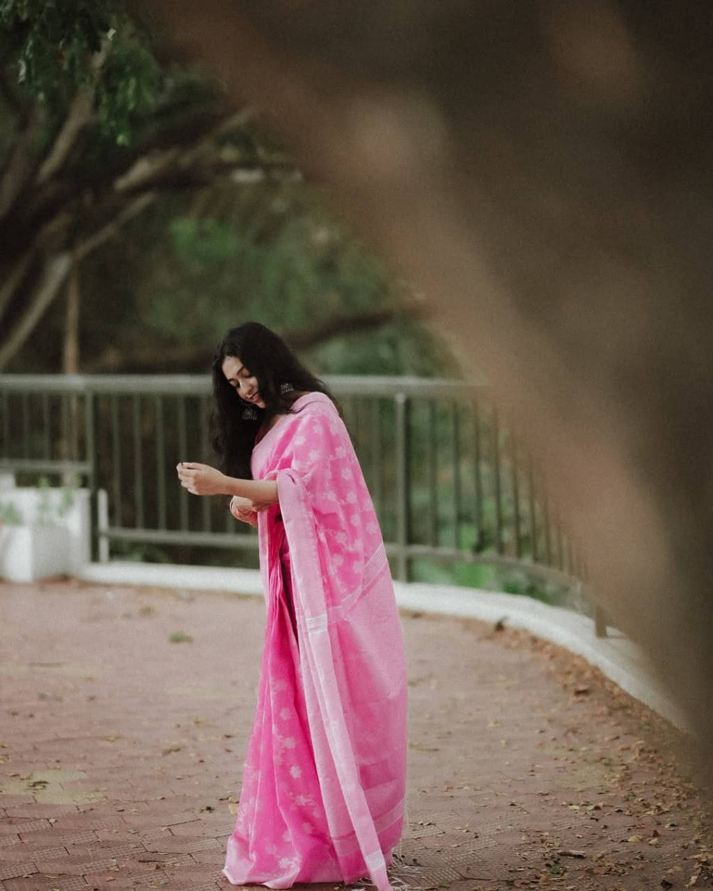 Bansari Textile Art Silk Woven Banarasi saree With Unstitched Blouse Piece ( Pink ) Bansari Textile Art Silk Woven Banarasi saree With Unstitched Blouse Piece ( Pink )