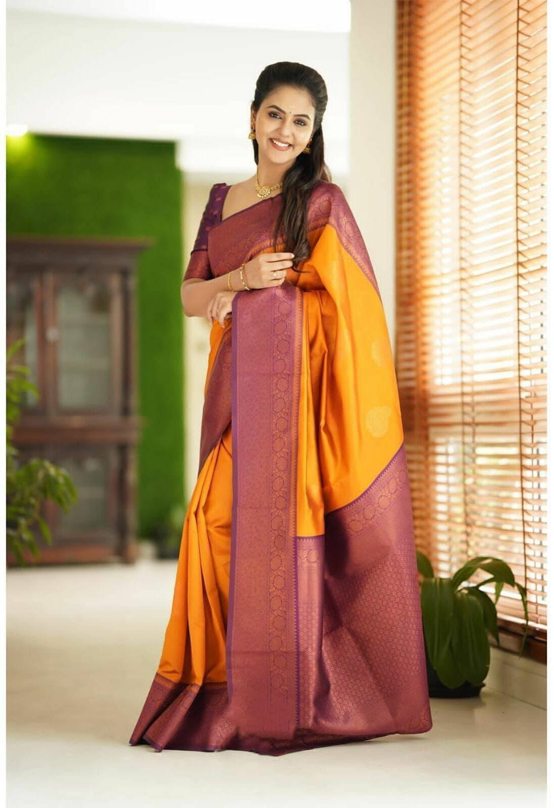     			Bansari Textile Art Silk Woven Banarasi saree With Unstitched Blouse Piece ( Yellow )