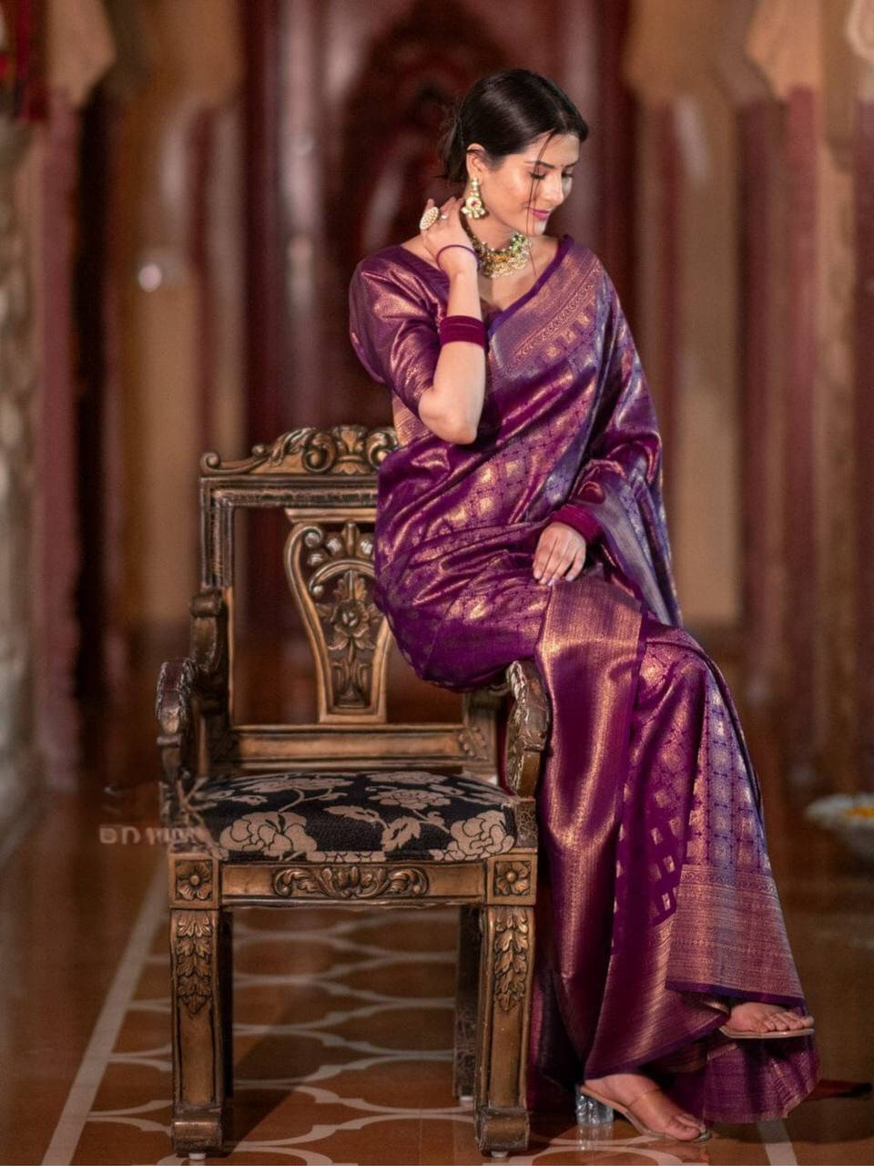     			Bansari Textile Art Silk Woven Banarasi saree With Unstitched Blouse Piece ( Purple )