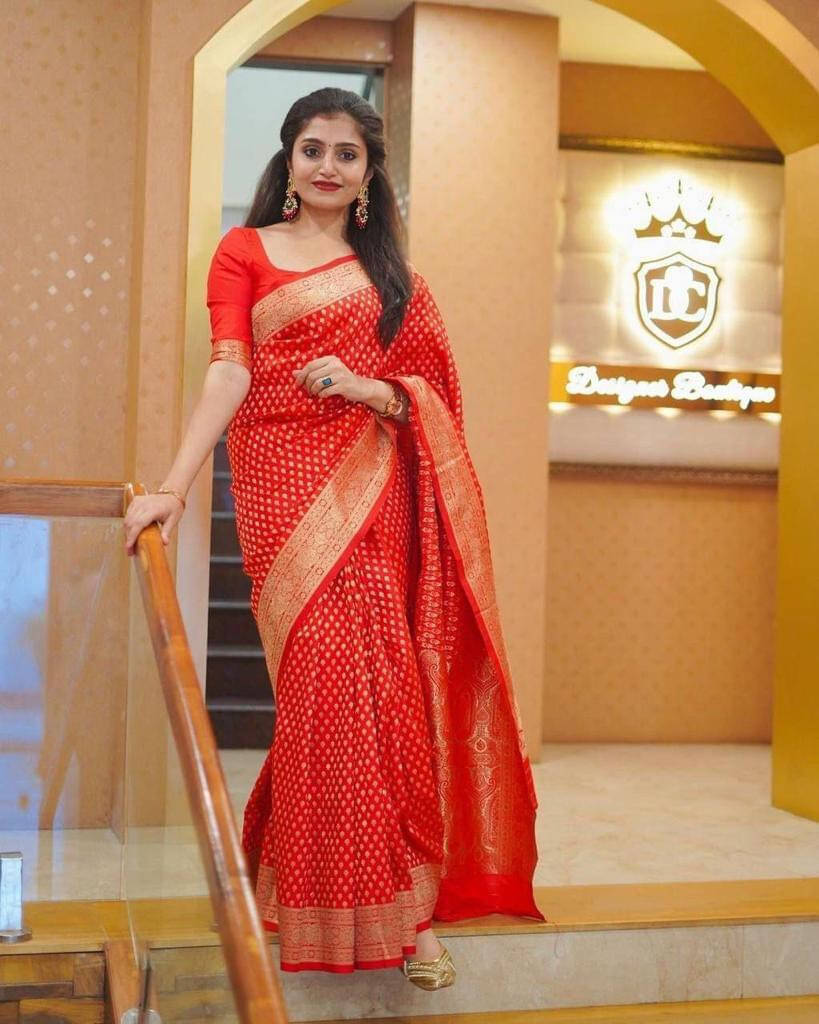 Bansari Textile Art Silk Woven Banarasi saree With Unstitched Blouse Piece ( Red )     			Bansari Textile Art Silk Woven Banarasi saree With Unstitched Blouse Piece ( Red )