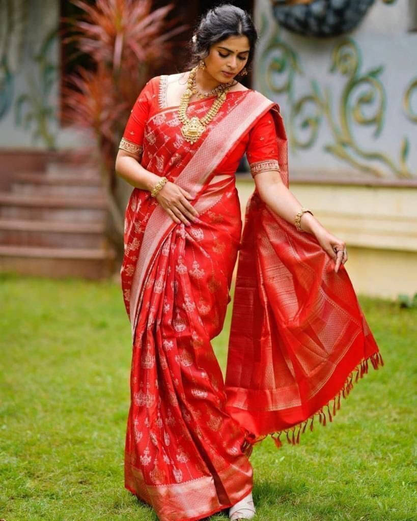 Bansari Textile Art Silk Woven Banarasi saree With Unstitched Blouse Piece ( Red ) Bansari Textile Art Silk Woven Banarasi saree With Unstitched Blouse Piece ( Red )