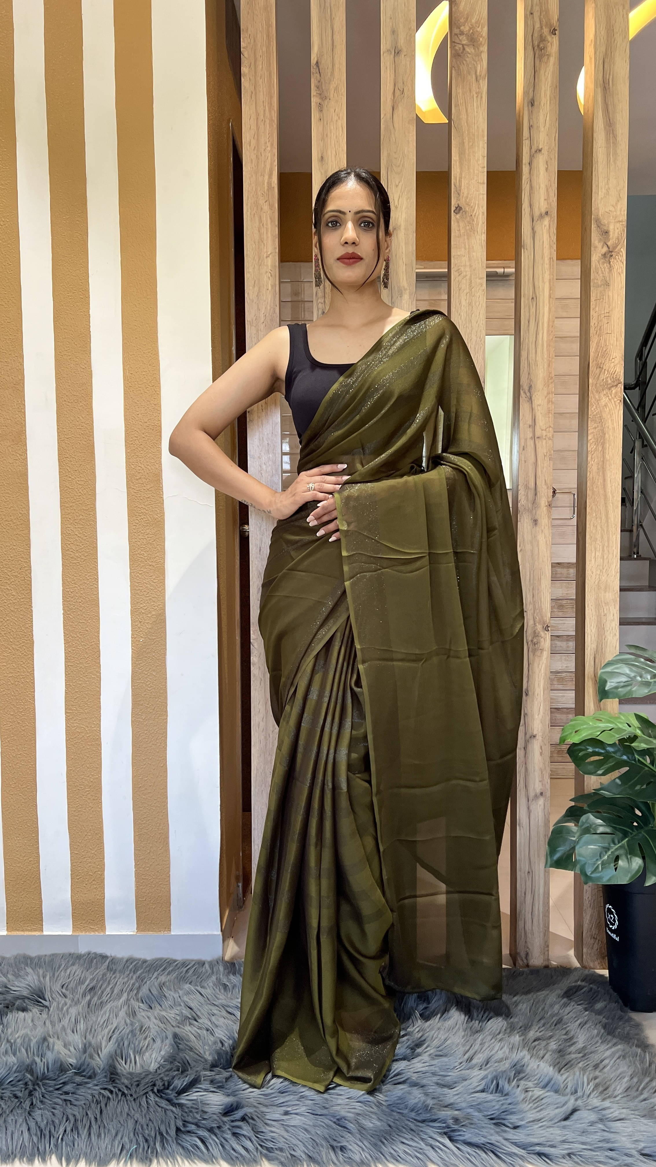     			Bansari Textile Chiffon Self Design Regular Saree With Unstitched Blouse Piece ( Light Green )