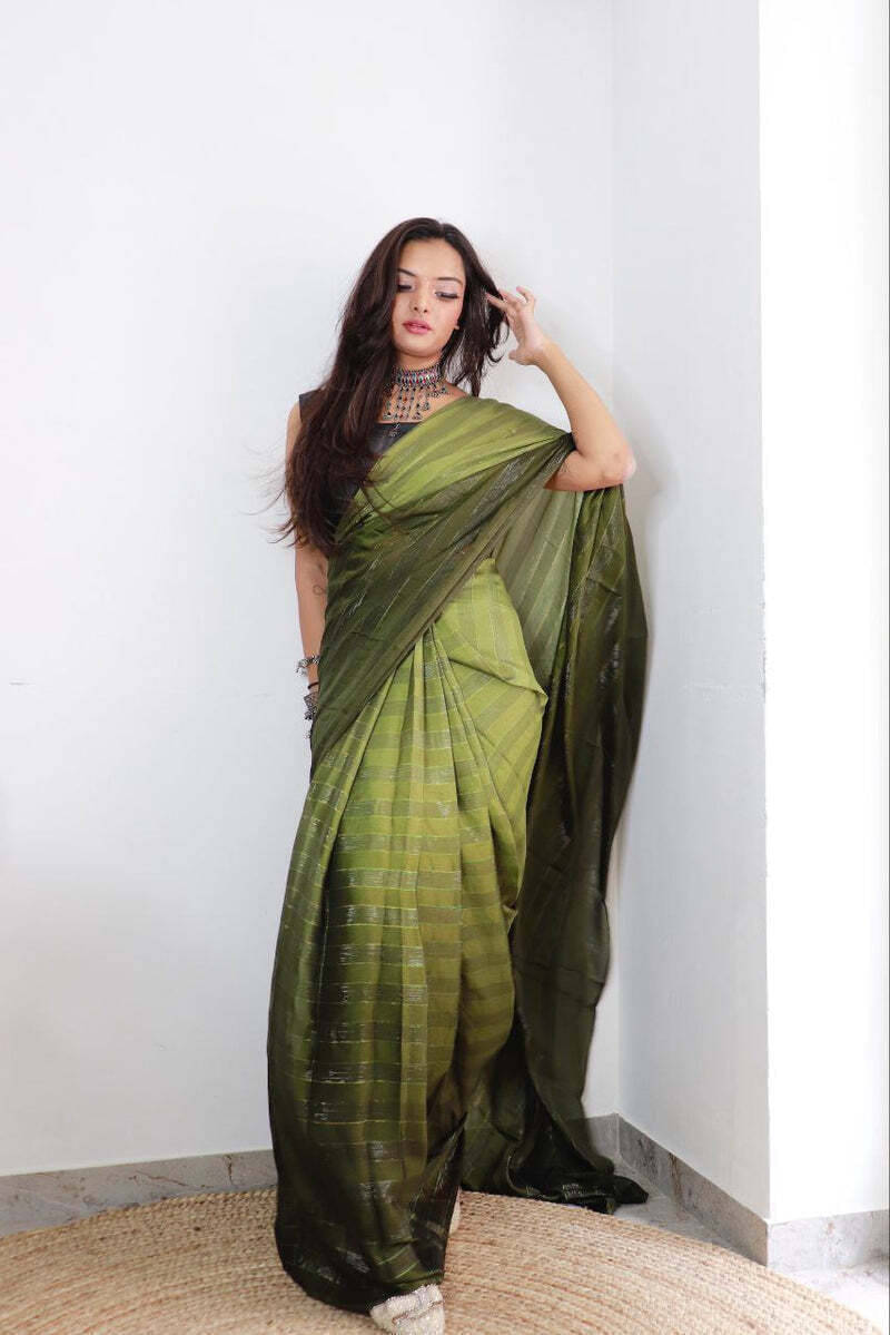     			Bansari Textile Chiffon Self Design Regular Saree With Unstitched Blouse Piece ( Green )