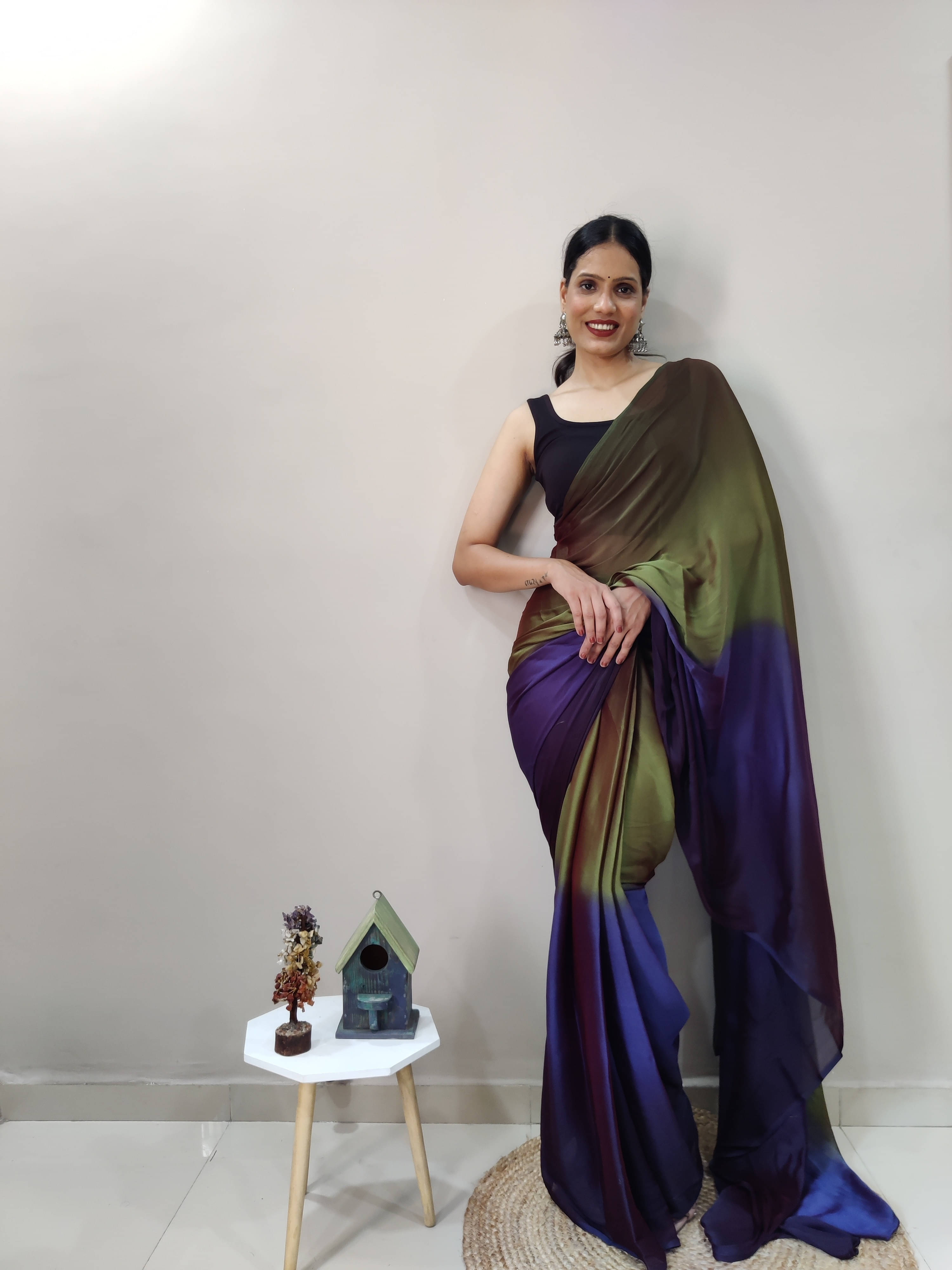     			Bansari Textile Chiffon Self Design Regular Saree With Unstitched Blouse Piece ( Green )