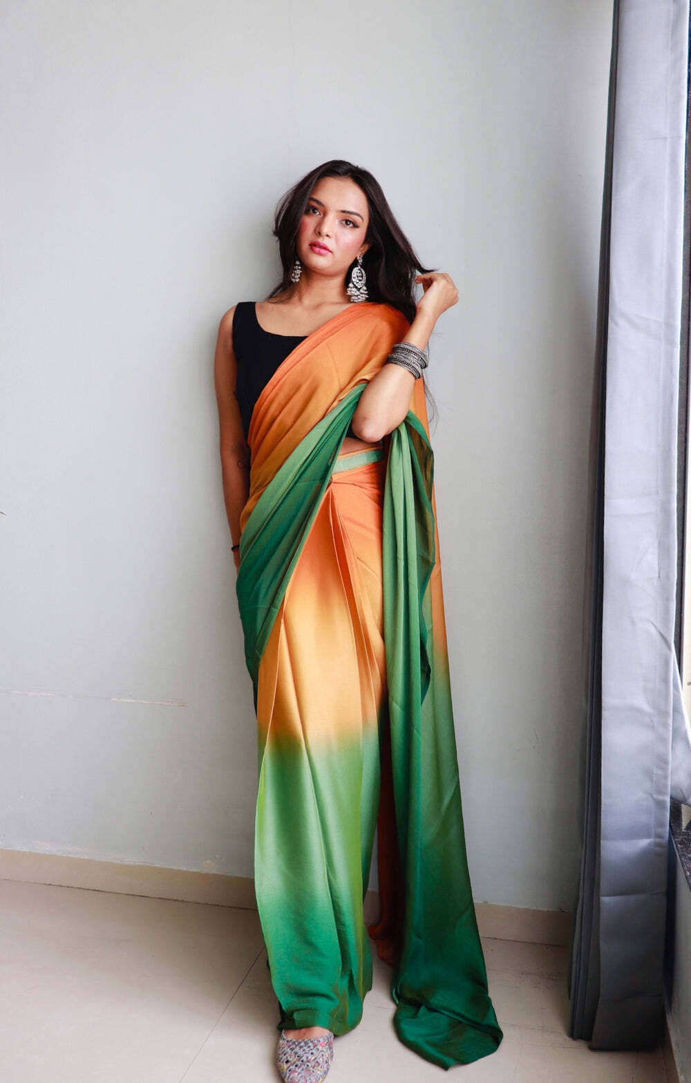 Bansari Textile Chiffon Self Design Regular Saree With Unstitched Blouse Piece ( Green ) Bansari Textile Chiffon Self Design Regular Saree With Unstitched Blouse Piece ( Green )
