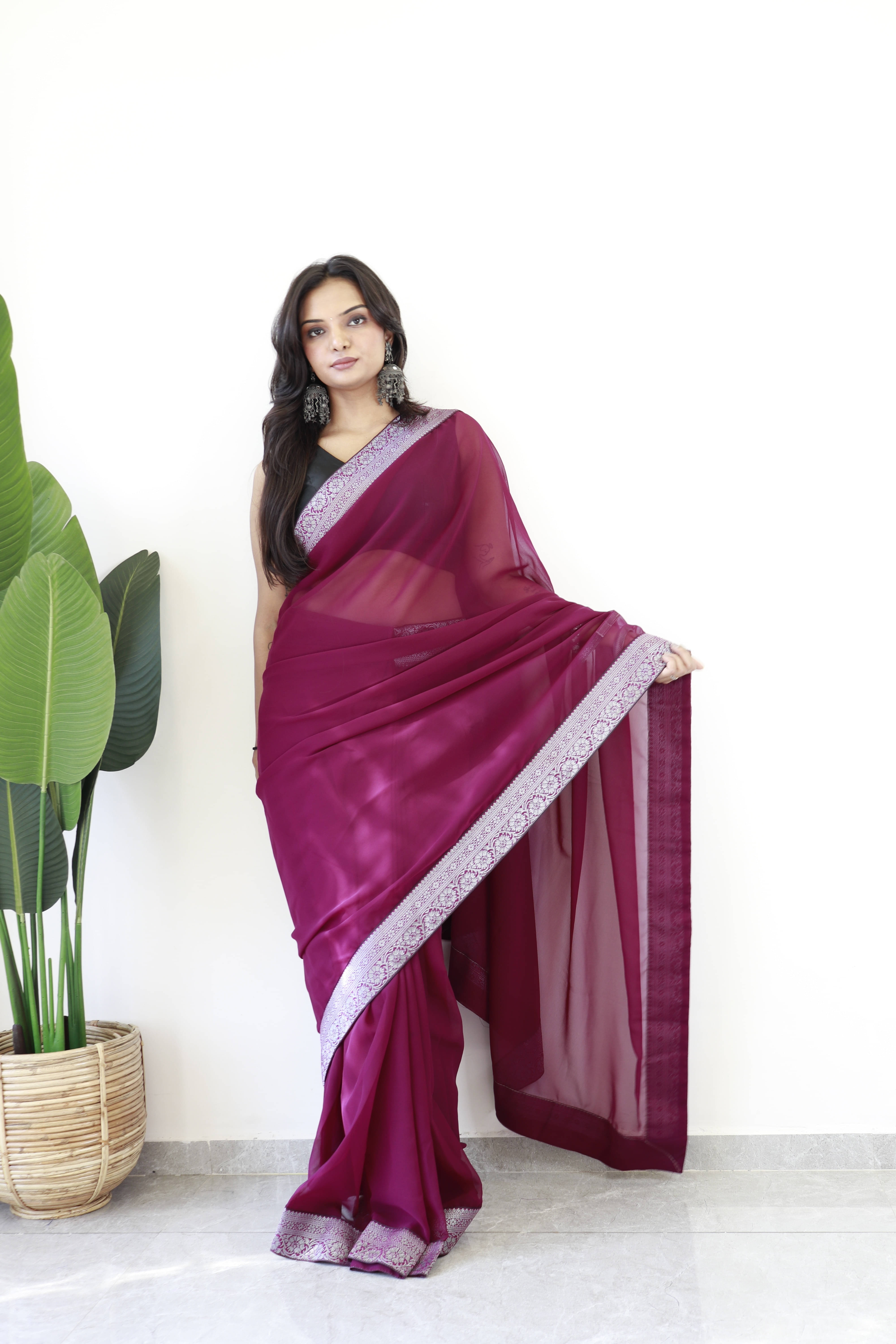     			Bansari Textile Chiffon Solid Regular Saree With Unstitched Blouse Piece ( Purple )