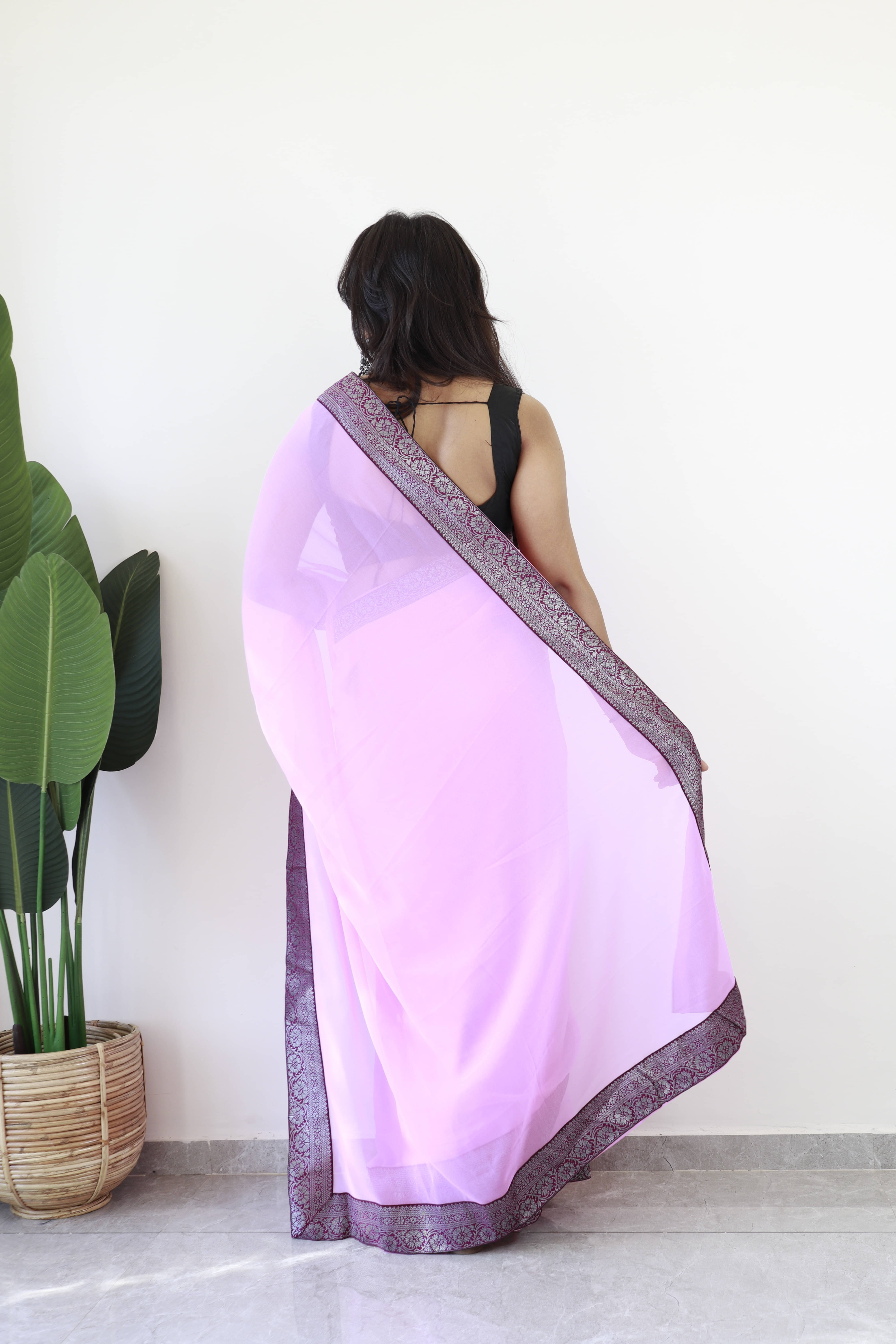     			Bansari Textile Chiffon Solid Regular Saree With Unstitched Blouse Piece ( Pink )