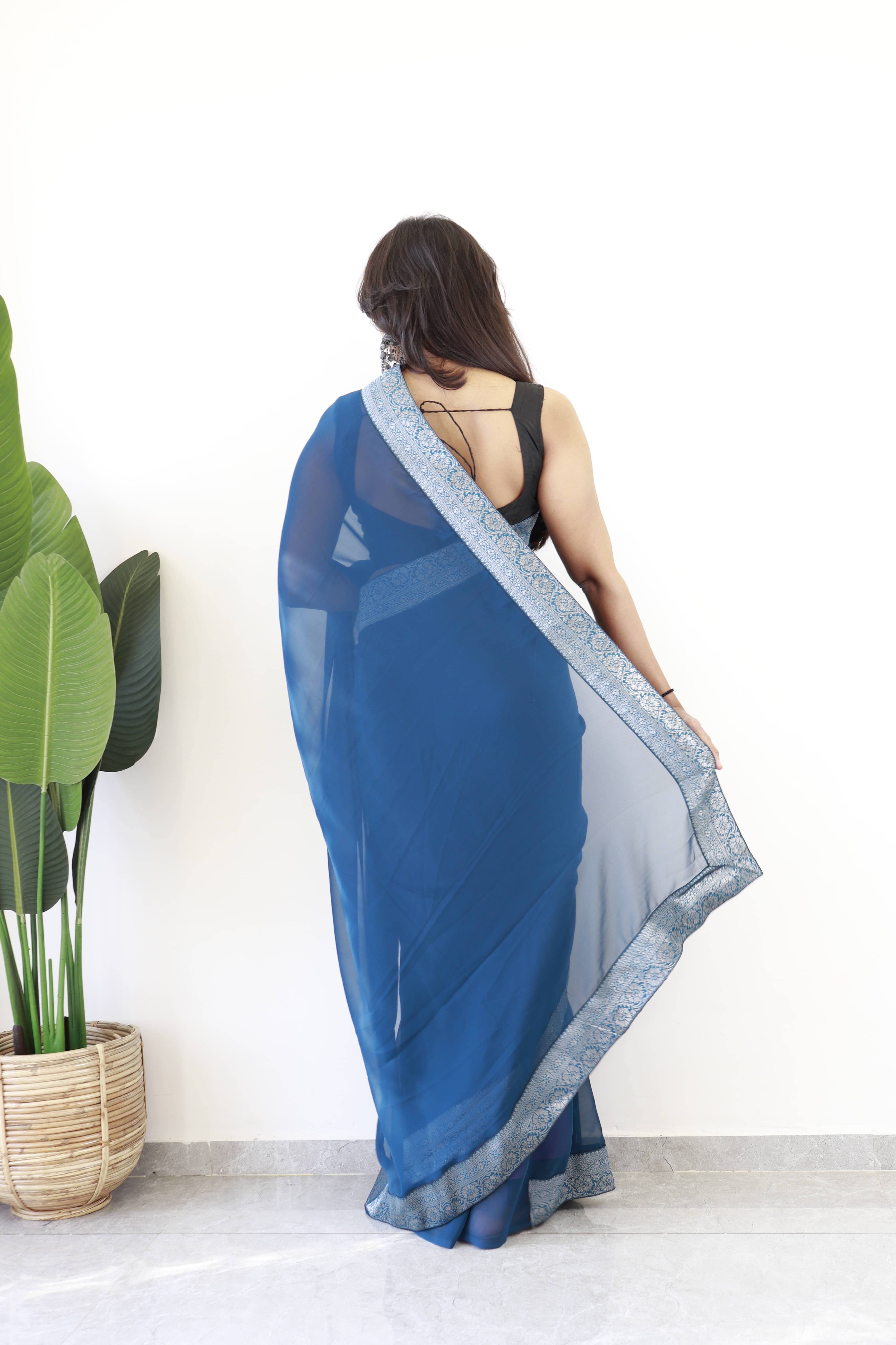     			Bansari Textile Chiffon Solid Regular Saree With Unstitched Blouse Piece ( Light Blue )