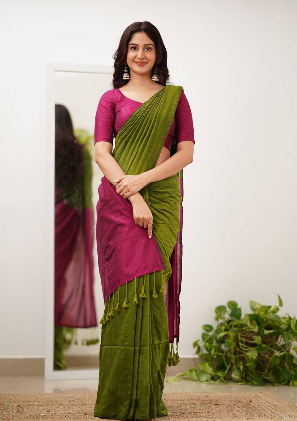 Bansari Textile Cotton Blend Solid Kanjeevaram Sarees With Unstitched Blouse Piece ( Light Green )     			Bansari Textile Cotton Blend Solid Kanjeevaram Sarees With Unstitched Blouse Piece ( Light Green )