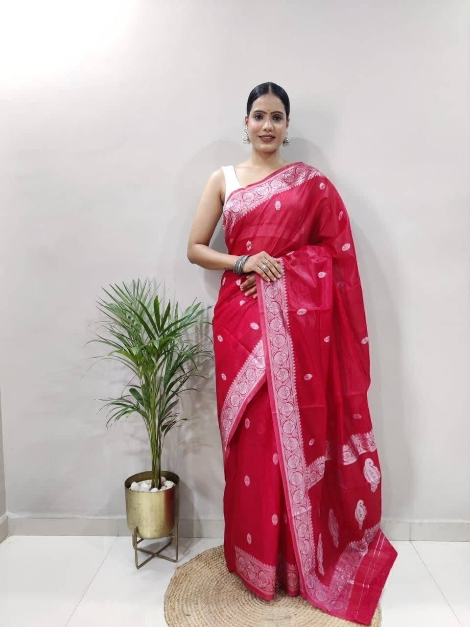 Bansari Textile Cotton Embroidered Regular Saree With Unstitched Blouse Piece ( Red ) Bansari Textile Cotton Embroidered Regular Saree With Unstitched Blouse Piece ( Red )