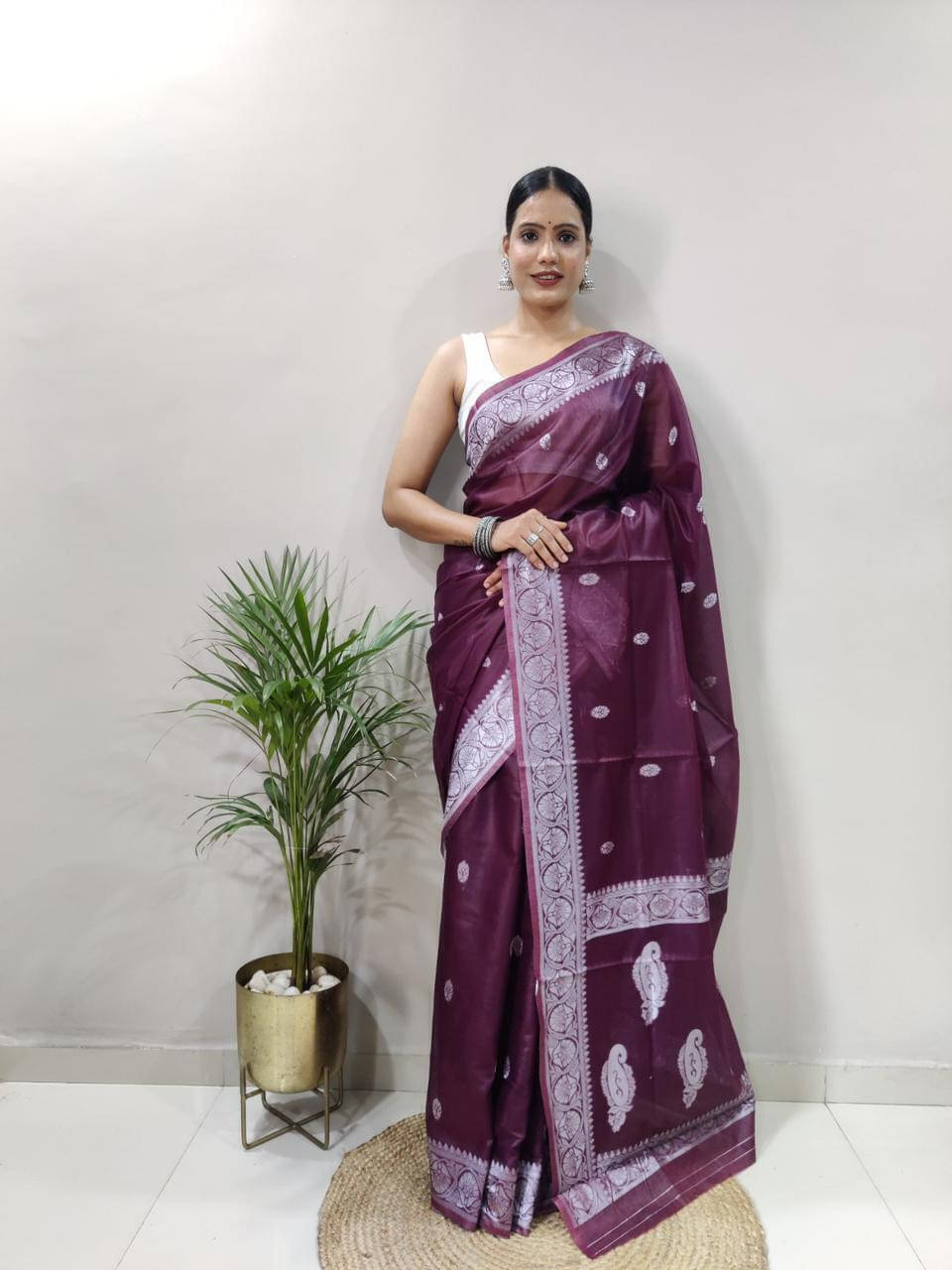    			Bansari Textile Cotton Embroidered Regular Saree With Unstitched Blouse Piece ( Purple )