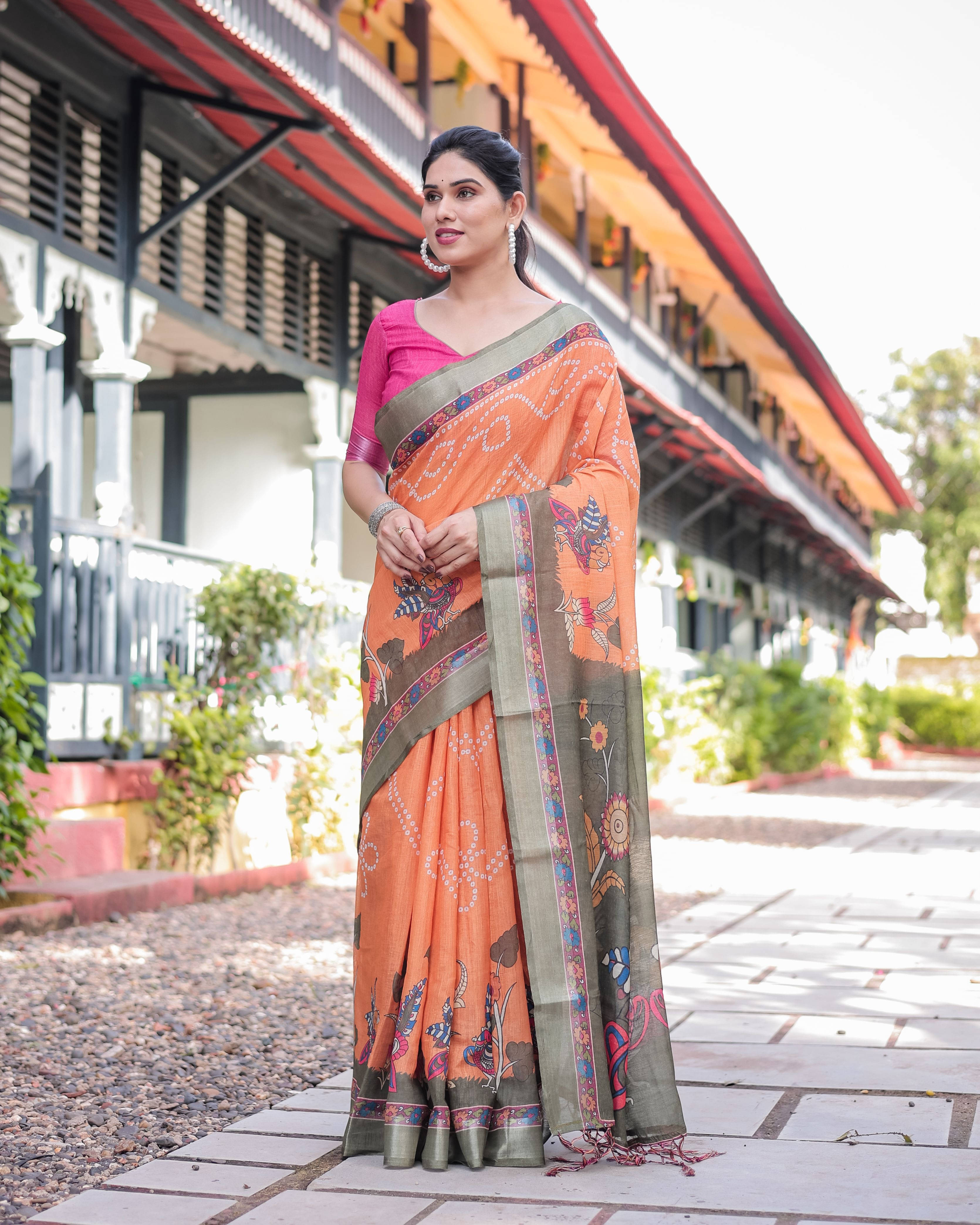     			Bansari Textile Jacquard Embroidered Banarasi saree With Unstitched Blouse Piece ( Orange )