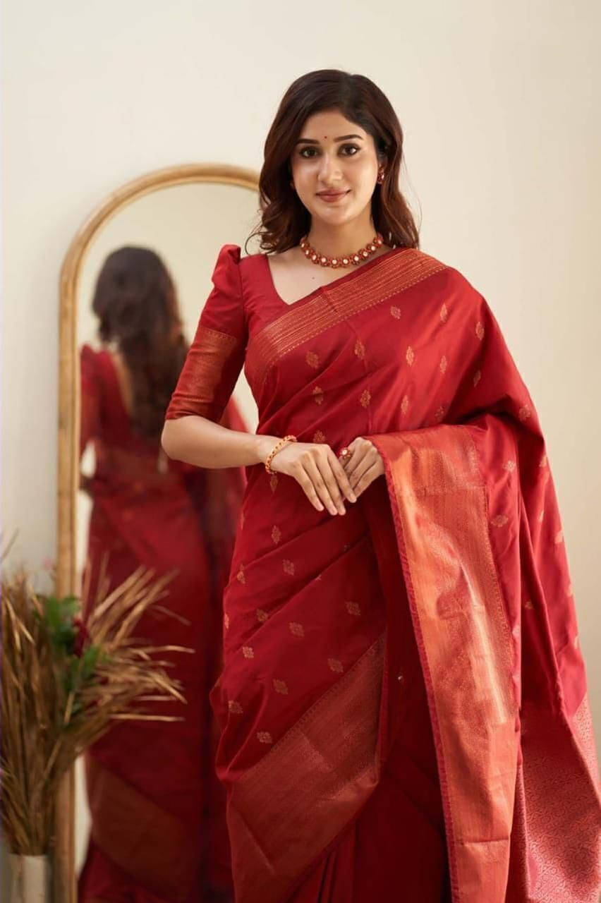     			Bansari Textile Jacquard Embroidered Regular Saree With Unstitched Blouse Piece ( Red )