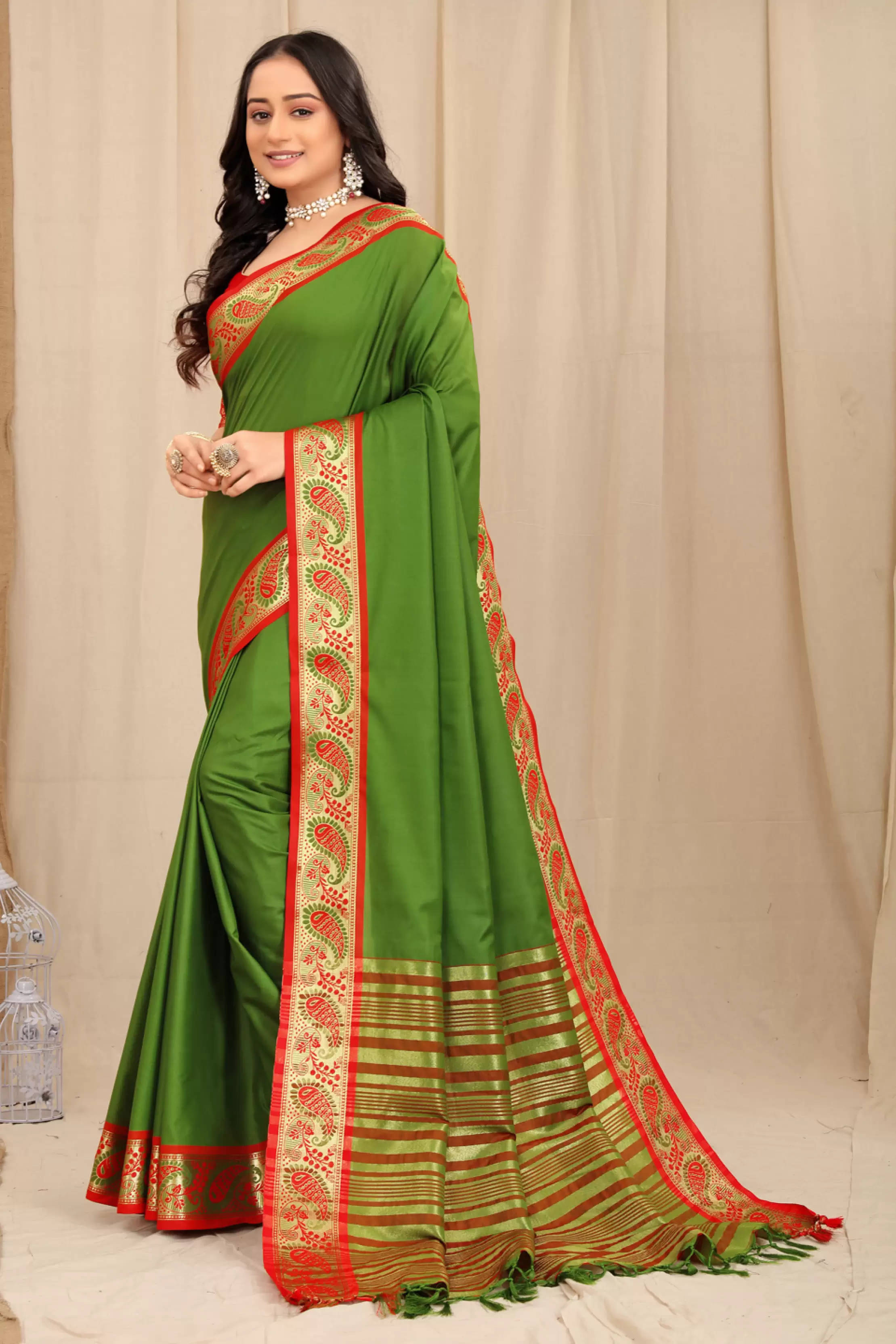 Bansari Textile Jacquard Printed Banarasi saree With Unstitched Blouse Piece ( Multicolor ) Bansari Textile Jacquard Printed Banarasi saree With Unstitched Blouse Piece ( Multicolor )