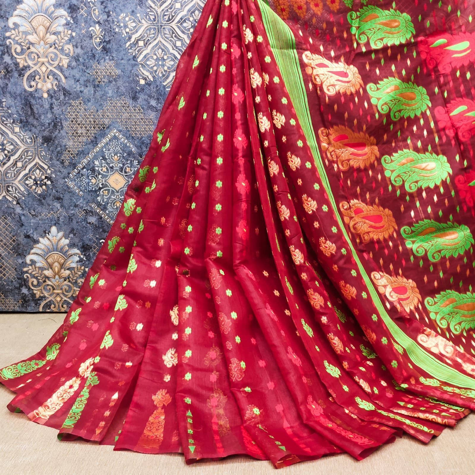 Bansari Textile Jacquard Printed Jamdani Saree With Unstitched Blouse Piece ( Red ) Bansari Textile Jacquard Printed Jamdani Saree With Unstitched Blouse Piece ( Red )