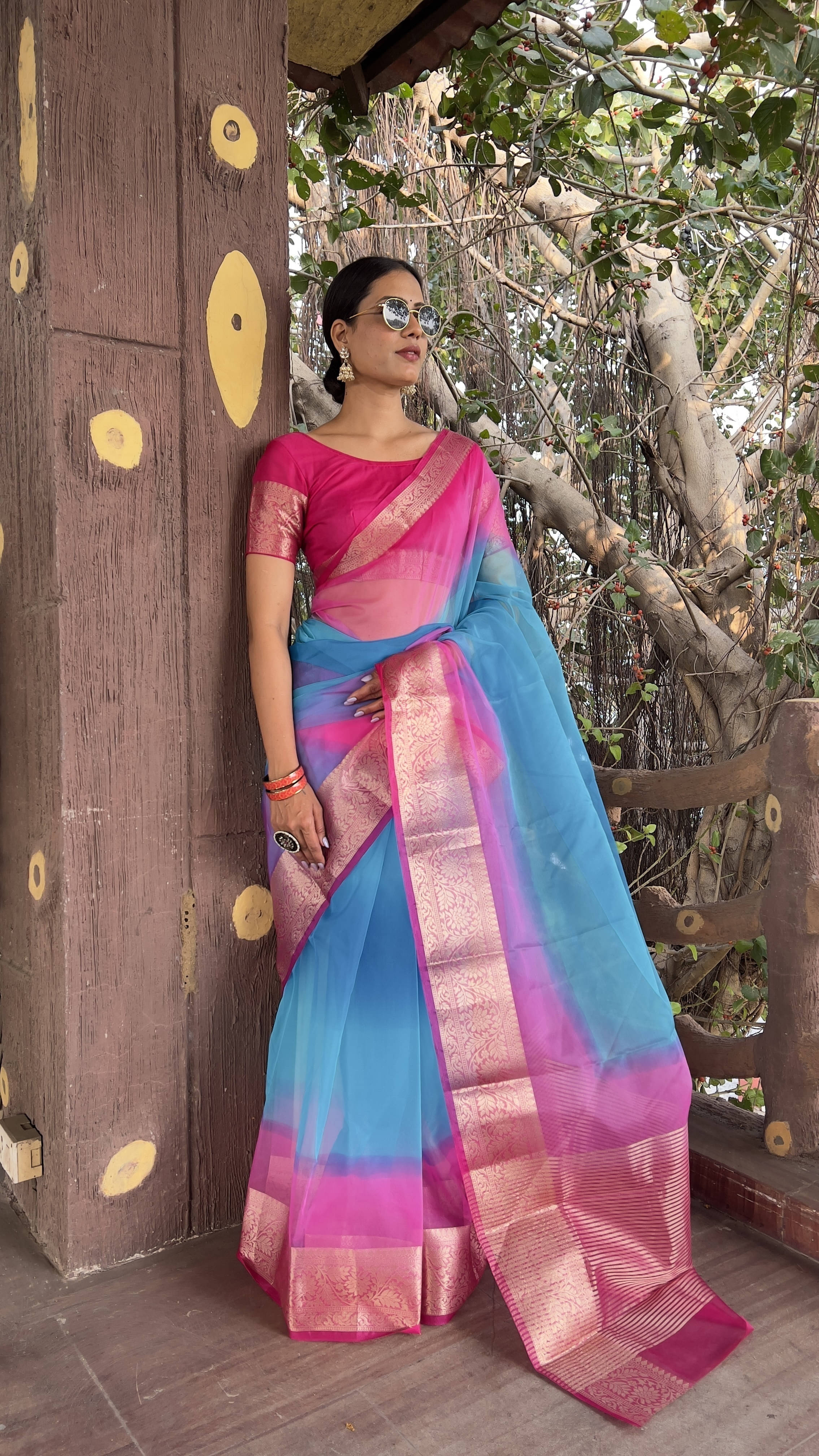     			Bansari Textile Jacquard Self Design Regular Saree With Unstitched Blouse Piece ( Multicolor )